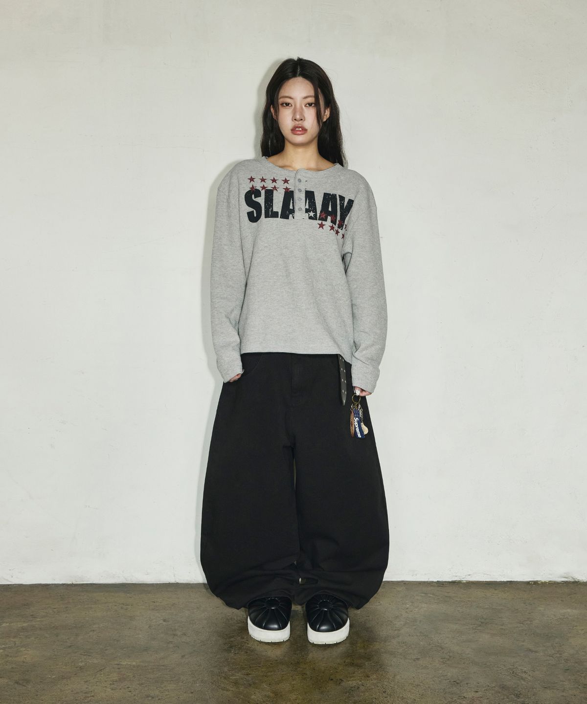 스켈리웩(SCALLYWAG) 백 포켓 SW 스티치 코튼 팬츠[블랙]