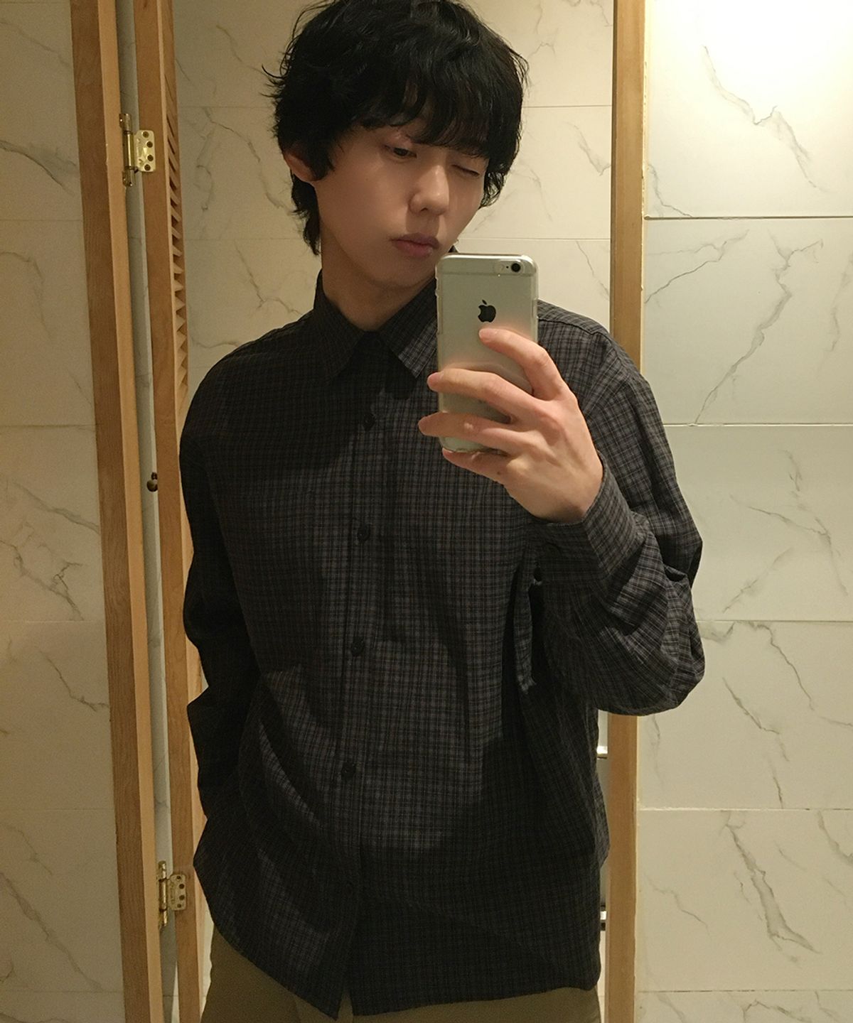 이코르(ECORR) 데일리 크롭 체크 셔츠 : 5COLOR