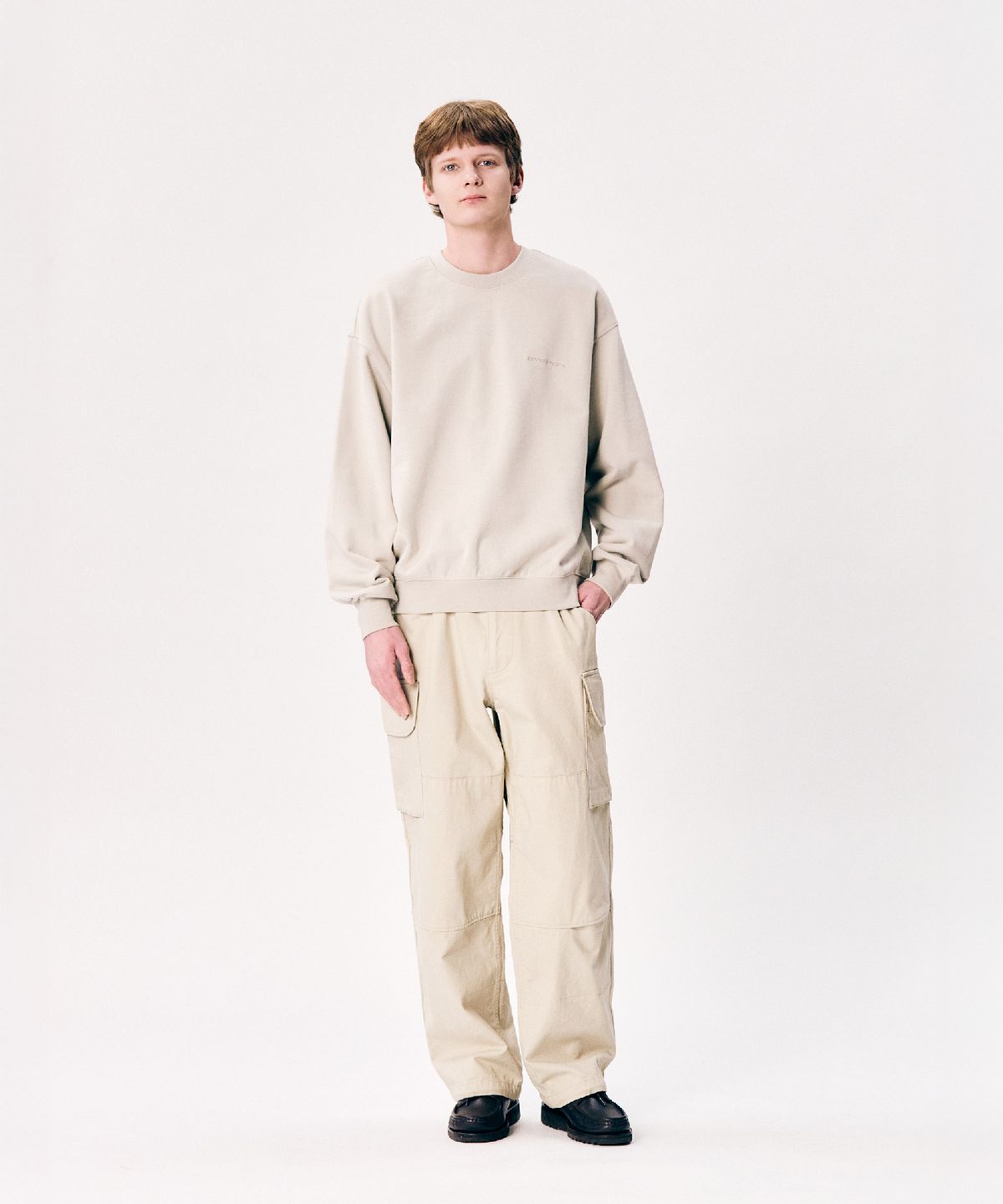 에스피오나지(ESPIONAGE) Standard Logo Heavyweight Sweatshirt Sand
