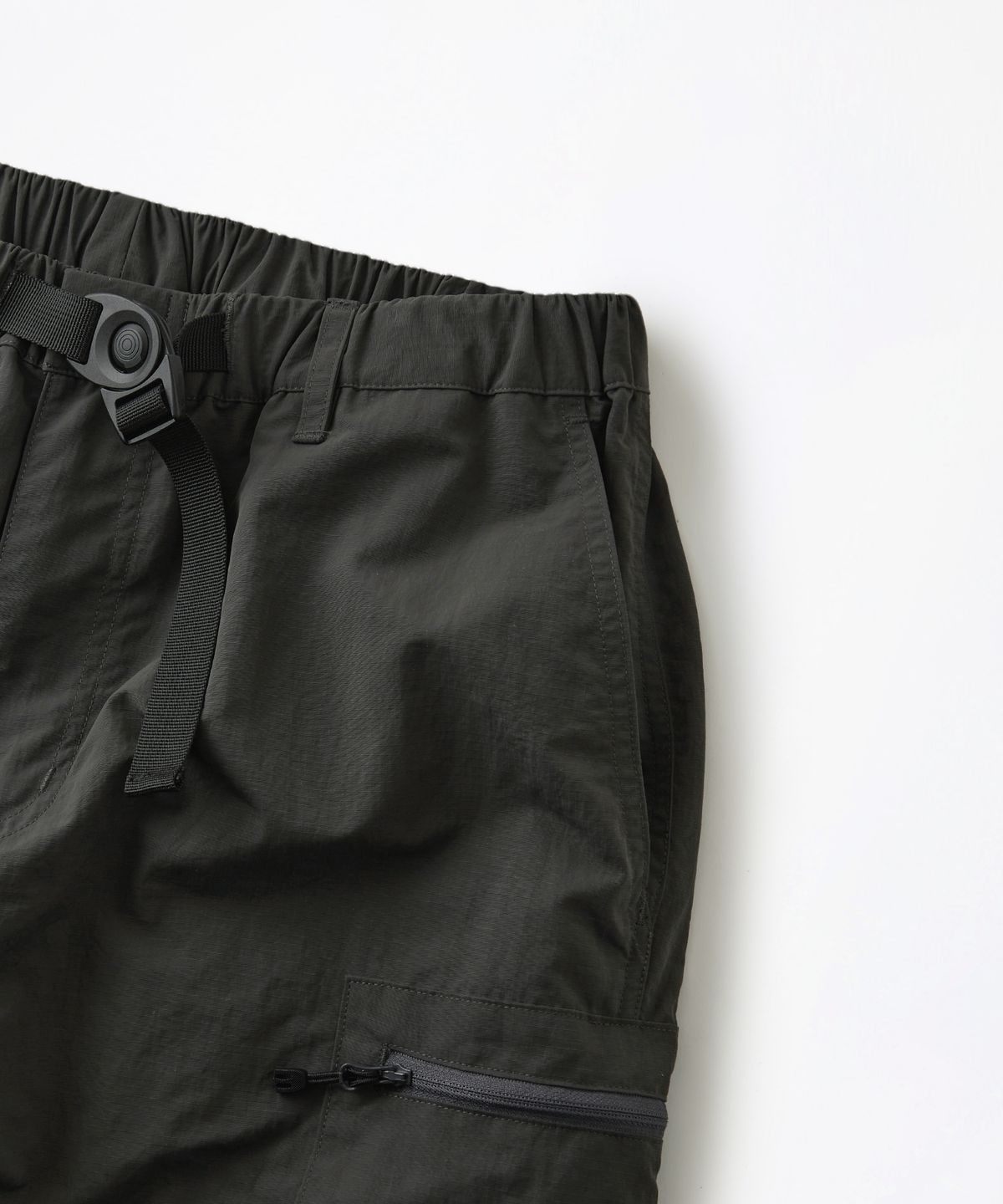 아웃스탠딩(OUTSTANDING) NYLON RIPSTOP PCU UTILITY PANTS_CHARCOAL