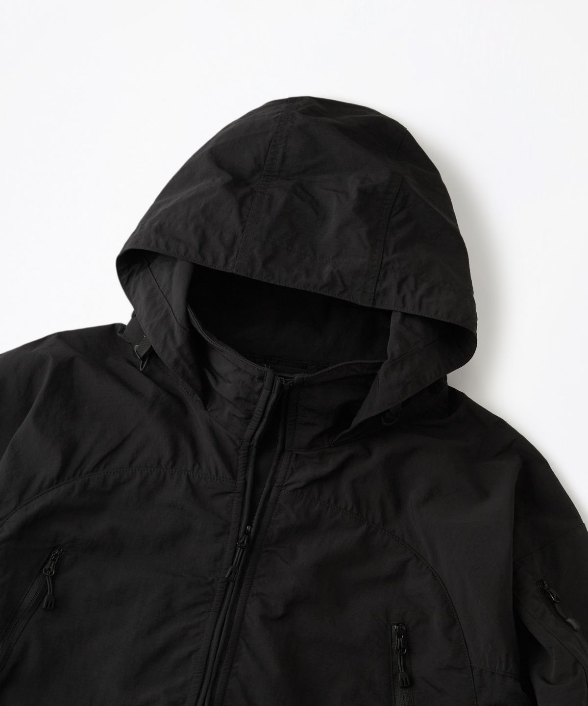 아웃스탠딩(OUTSTANDING) NYLON RIPSTOP PCU JACKET_BLACK
