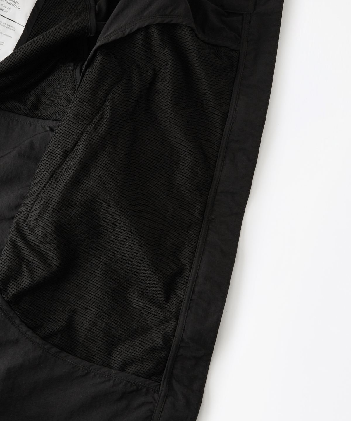 아웃스탠딩(OUTSTANDING) NYLON RIPSTOP PCU JACKET_BLACK