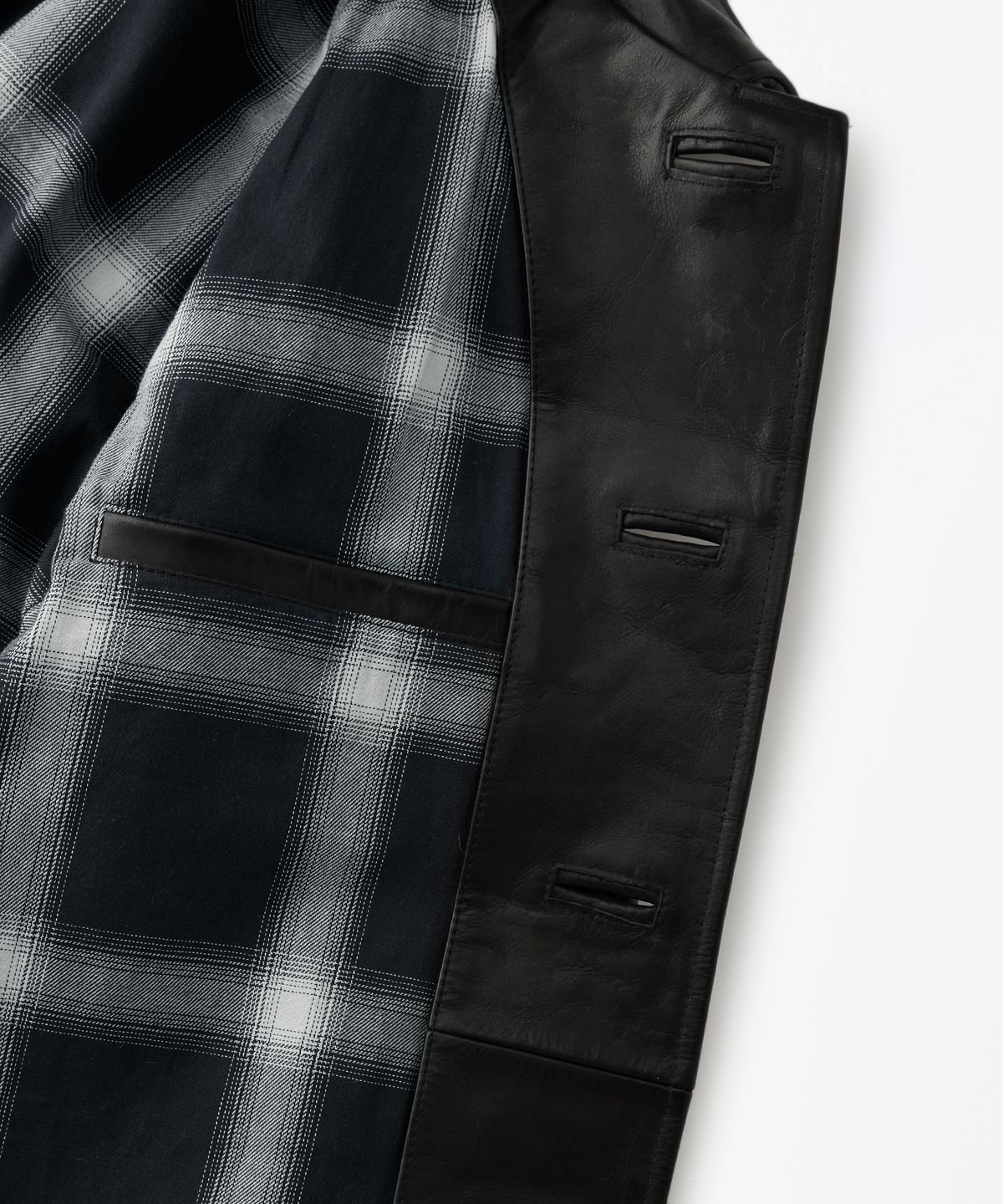 아웃스탠딩(OUTSTANDING) WASHED COWHIDE CAR COAT_BLACK
