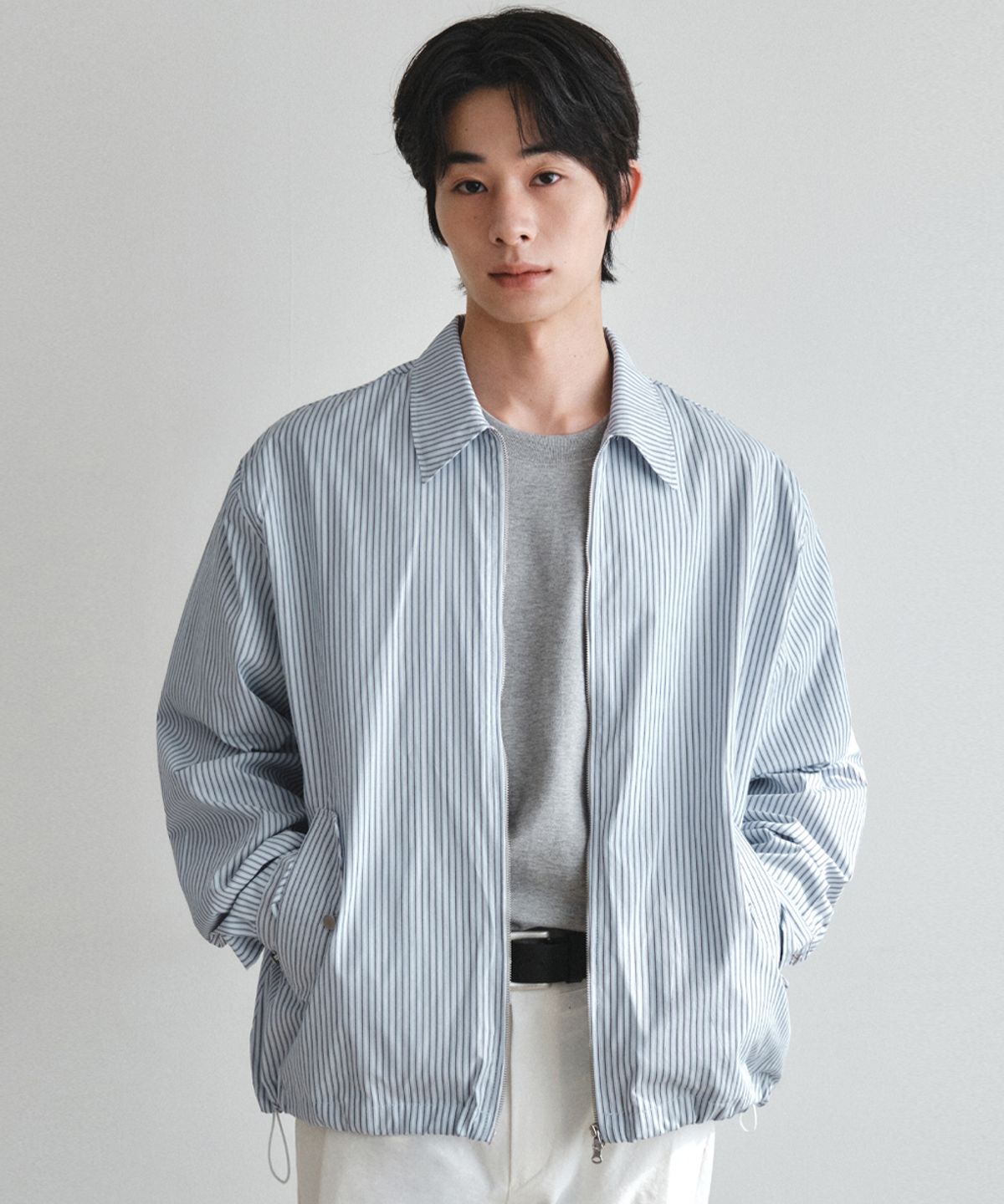 웬즈데이오아시스(WEDNESDAY OASIS) 스윙 스트라이프 코튼 자켓_LIGHT SKY BLUE(W26OT05)