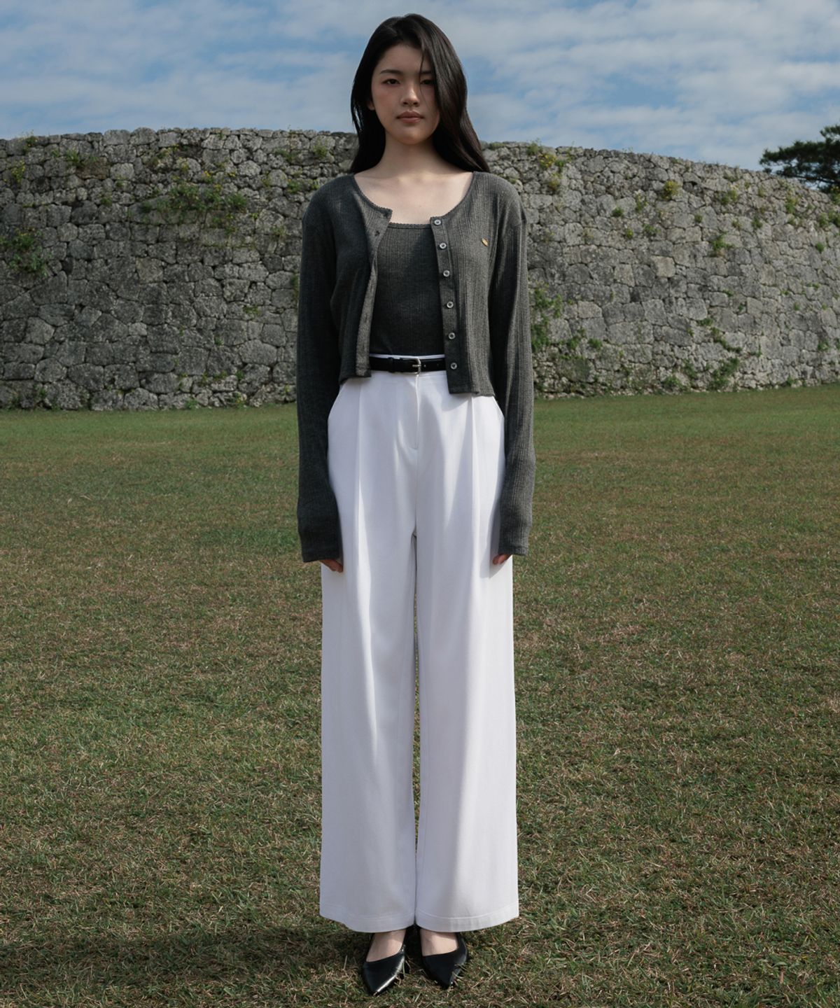 드헤베(DEHEVE) Lace Sleeveless Cardigan Set [Charcoal]