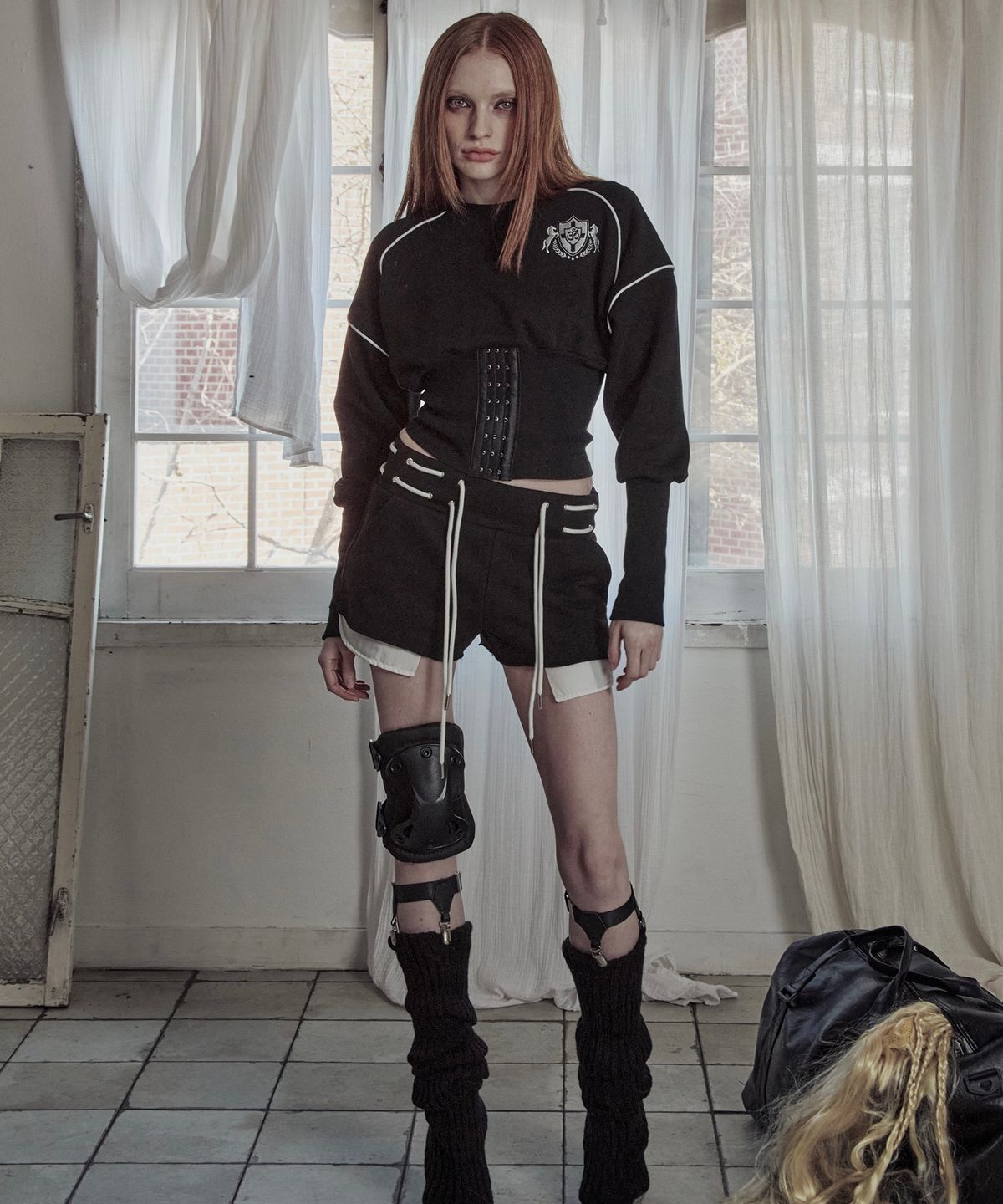 피아체(PIARCHE) CORSET CROP T