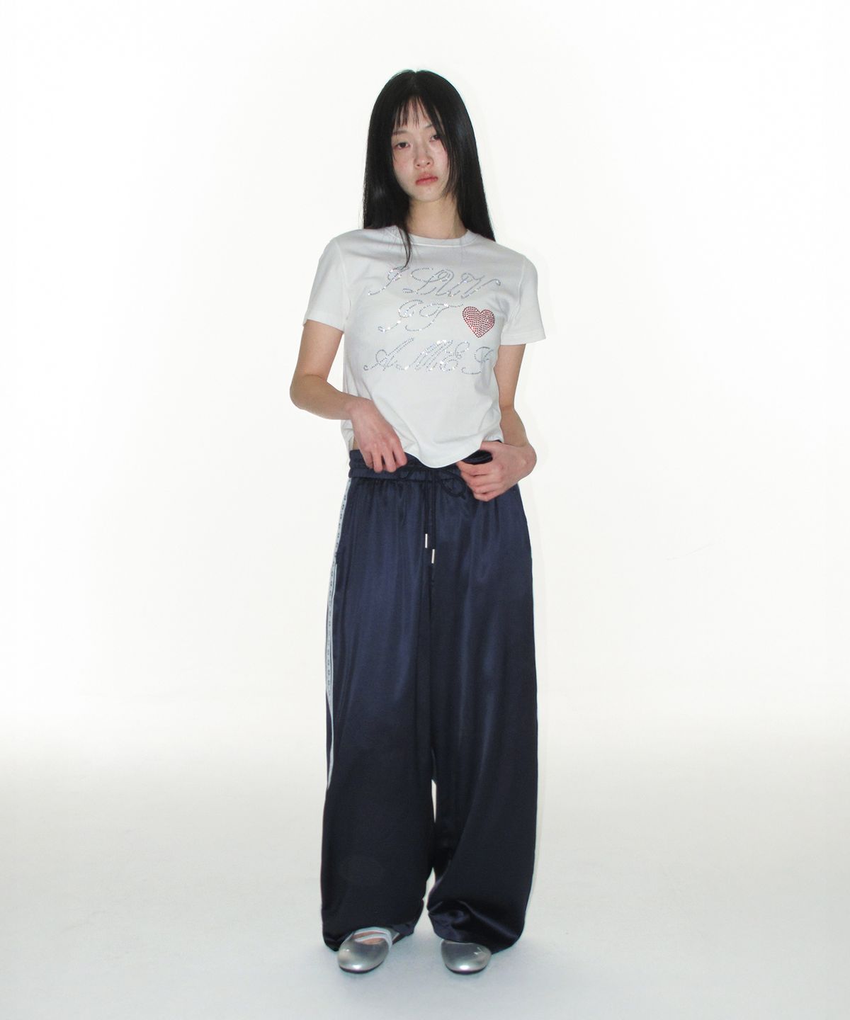 아메스 월드와이드(AMES-WORLDWIDE) LACE GLOSSY PANTS NAVY