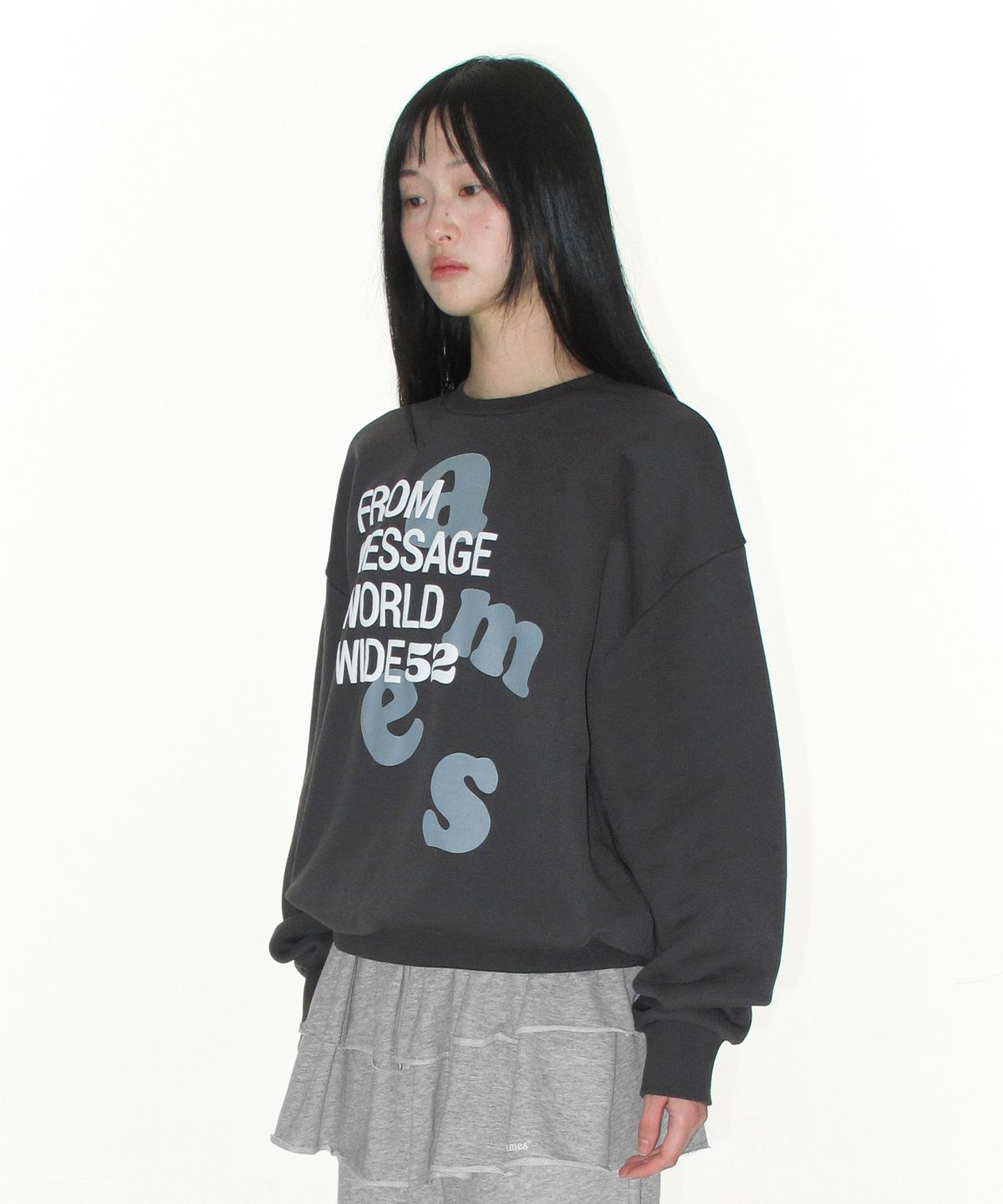 아메스 월드와이드(AMES-WORLDWIDE) BIG LETTERING SWEATSHIRT CHARCOAL