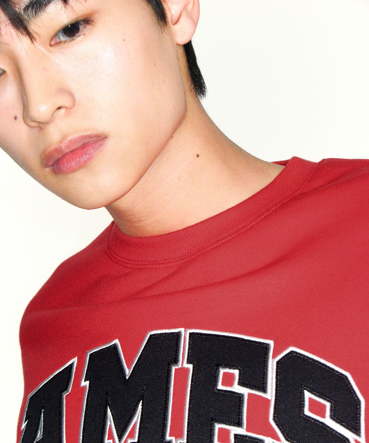 아메스 월드와이드(AMES-WORLDWIDE) BASIC APPLIQUE SWEATSHIRT RED