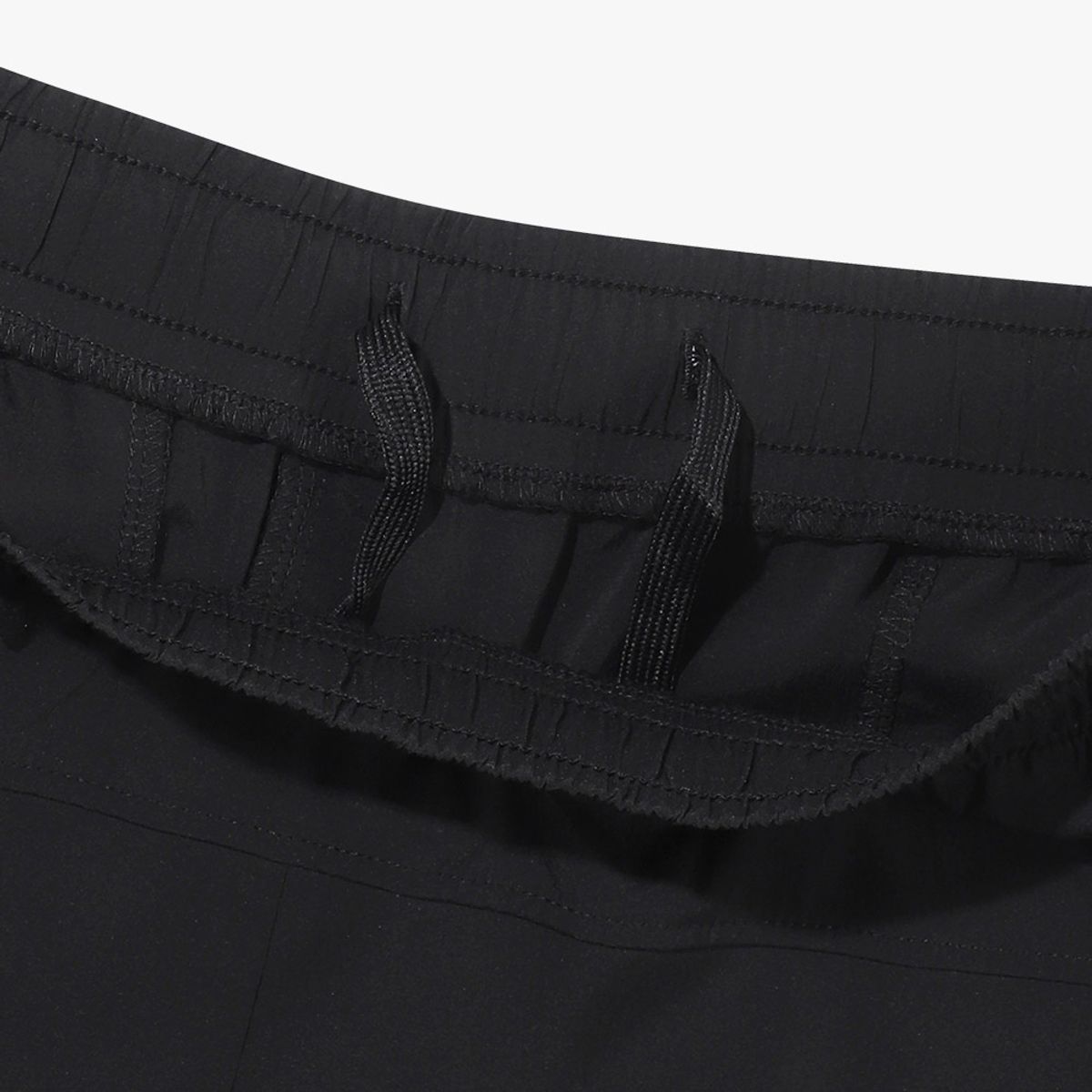 디아도라(diadora) 쿨웨이브 조거 팬츠 BLACK