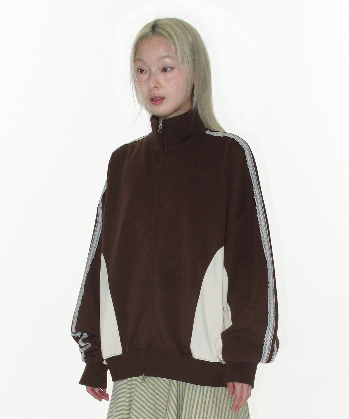 아메스 월드와이드(AMES-WORLDWIDE) LACE TRACK ZIP-UP BROWN
