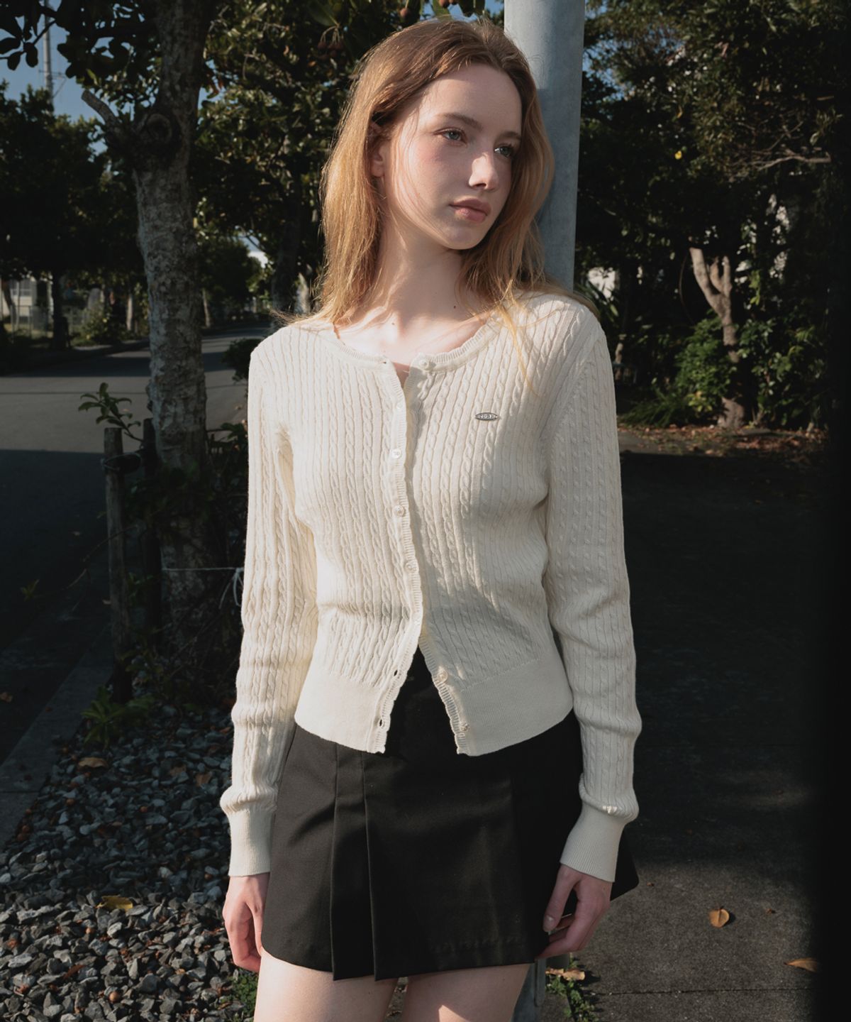 드헤베(DEHEVE) Frill Cable Knit Cardigan [Ivory]
