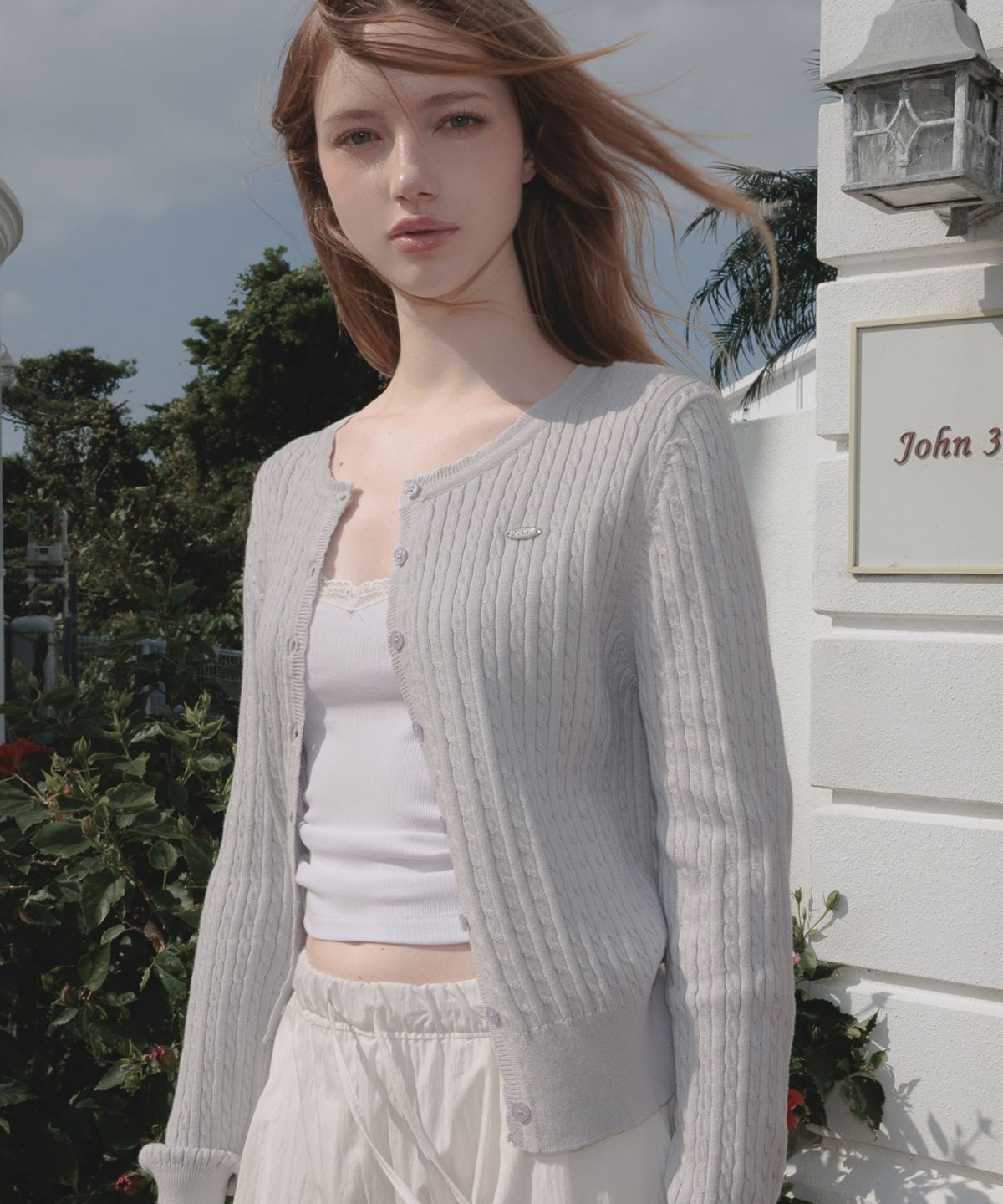 드헤베(DEHEVE) Frill Cable Knit Cardigan [Sky Blue]