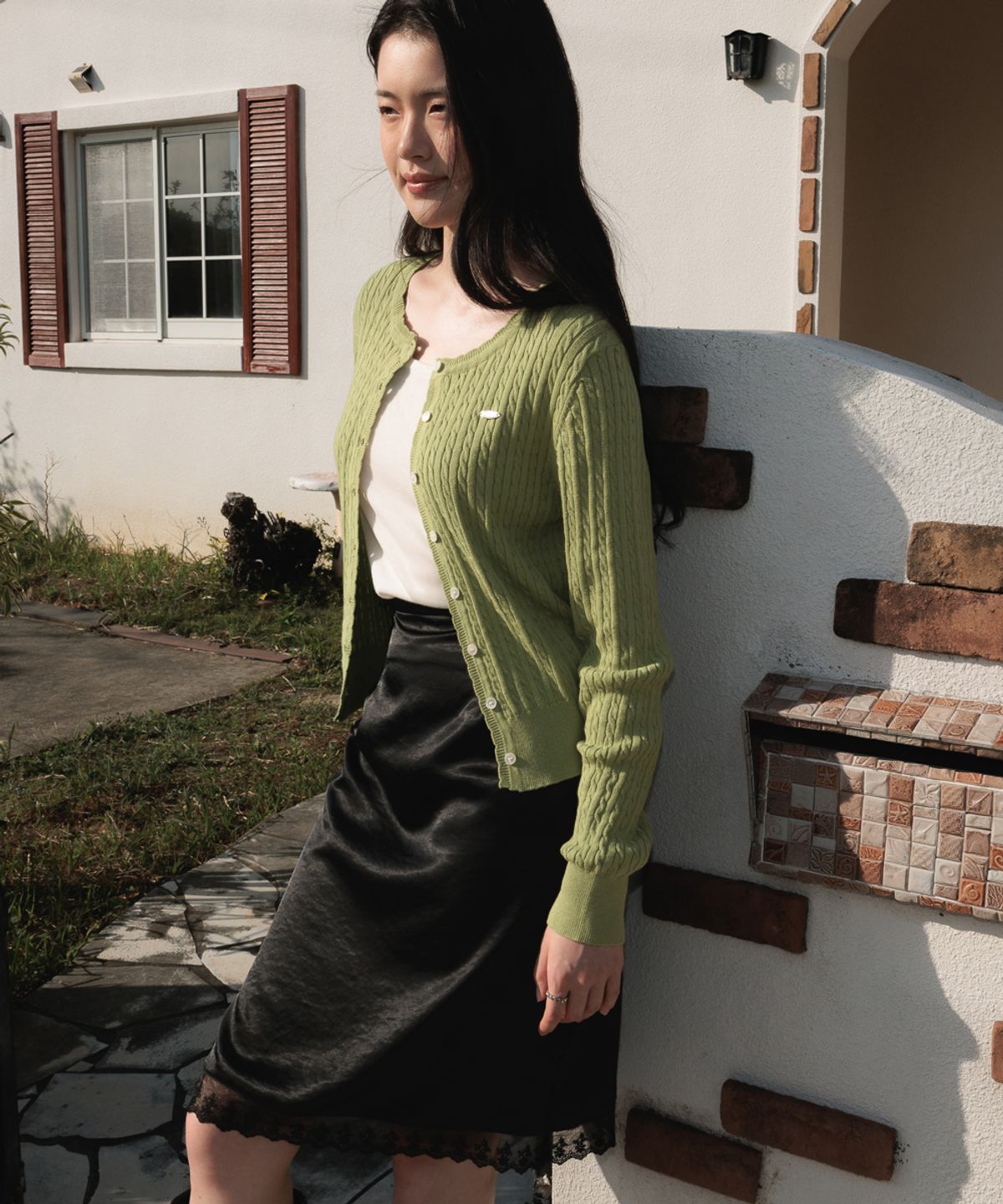 드헤베(DEHEVE) Frill Cable Knit Cardigan [Olive]