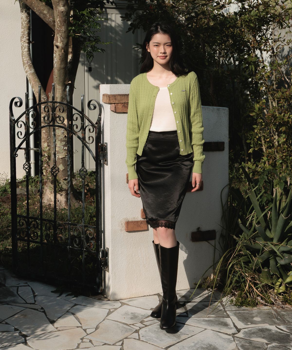 드헤베(DEHEVE) Frill Cable Knit Cardigan [Olive]