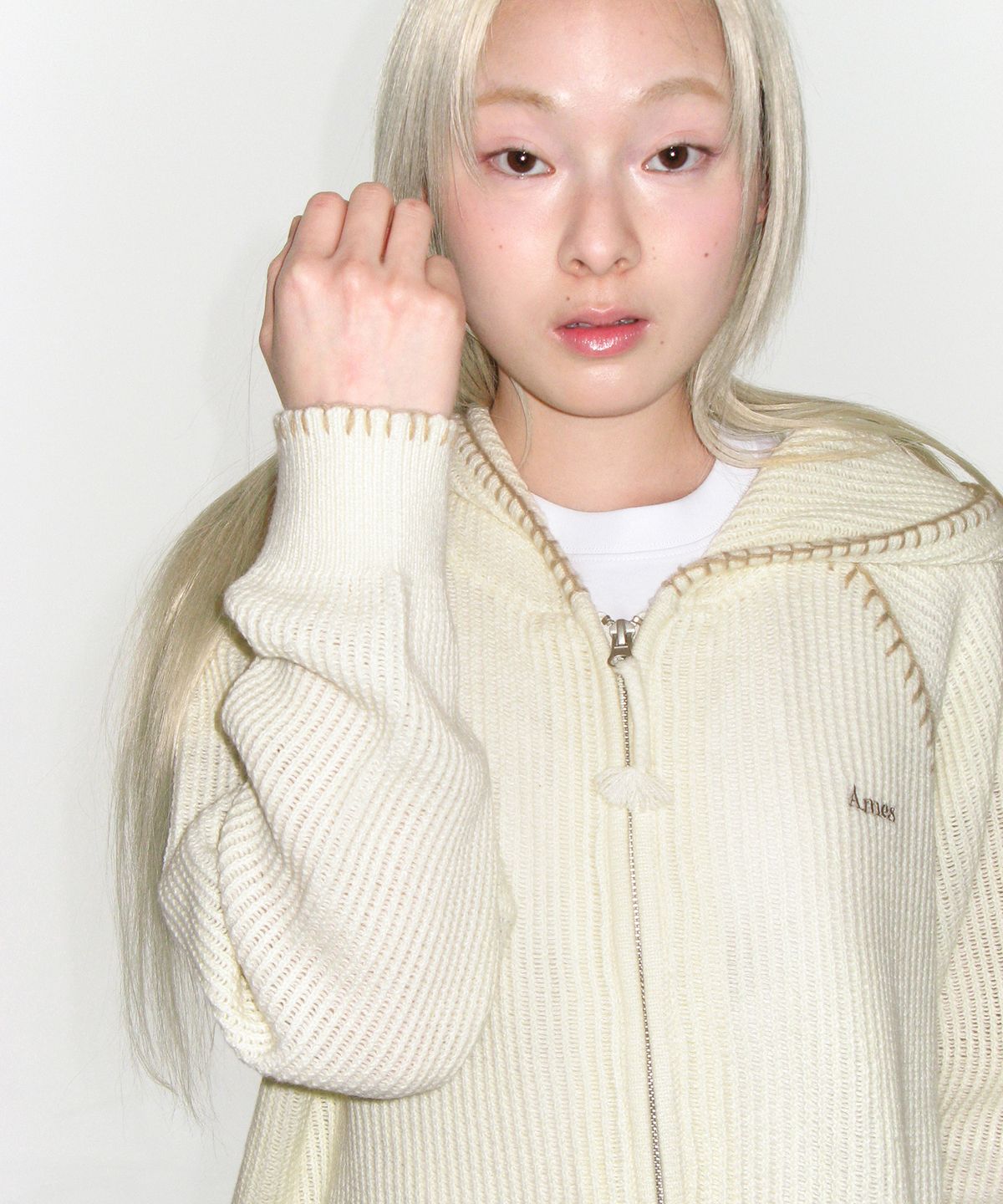 아메스 월드와이드(AMES-WORLDWIDE) STITCH KNIT HOODIE ZIP-UP IVORY