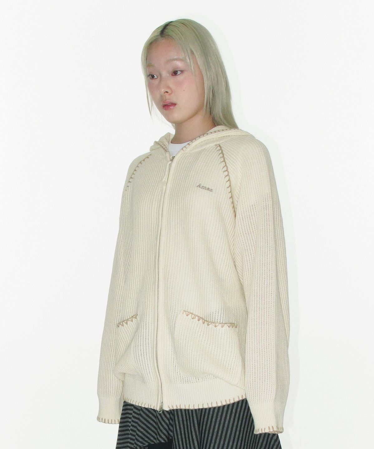 아메스 월드와이드(AMES-WORLDWIDE) STITCH KNIT HOODIE ZIP-UP IVORY