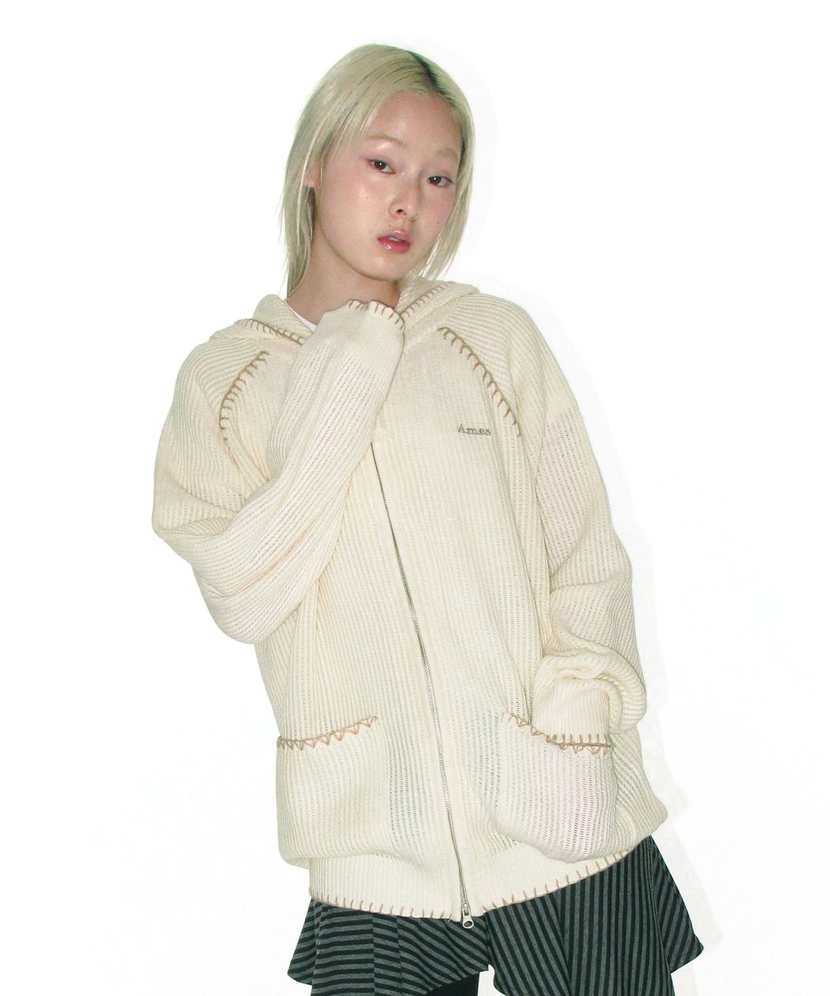 아메스 월드와이드(AMES-WORLDWIDE) STITCH KNIT HOODIE ZIP-UP IVORY