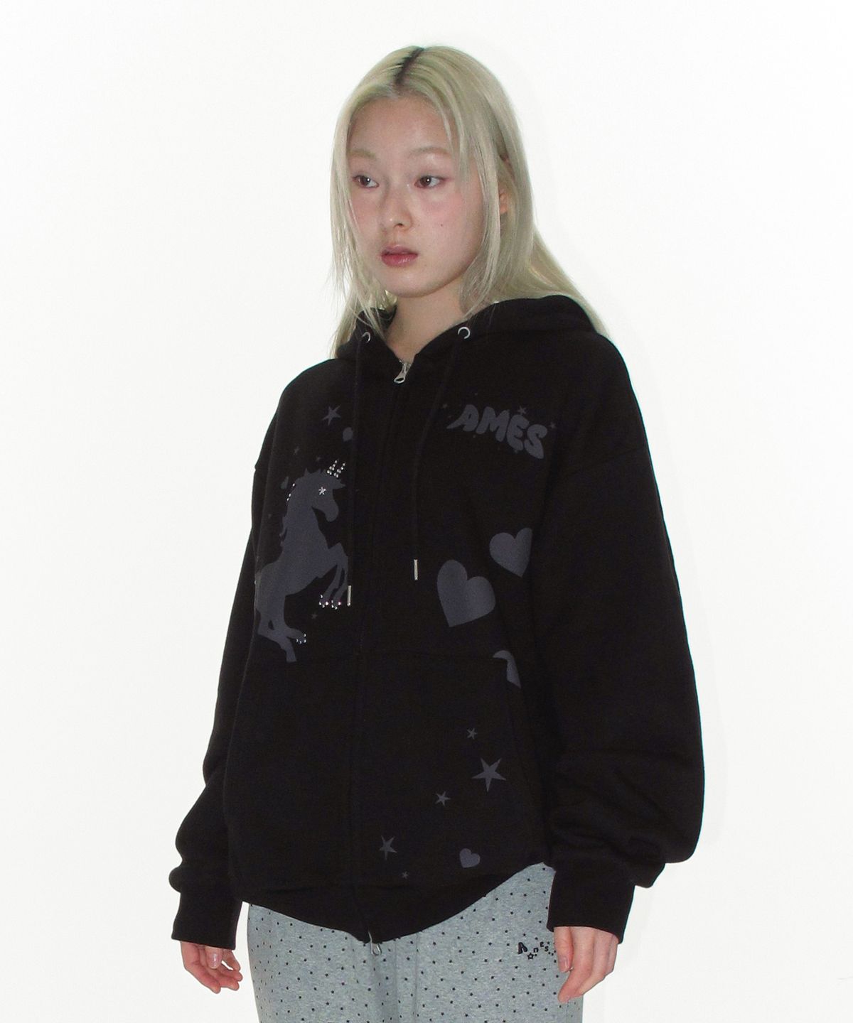 아메스 월드와이드(AMES-WORLDWIDE) UNICORN DRAWING HOODIE ZIP-UP BLACK
