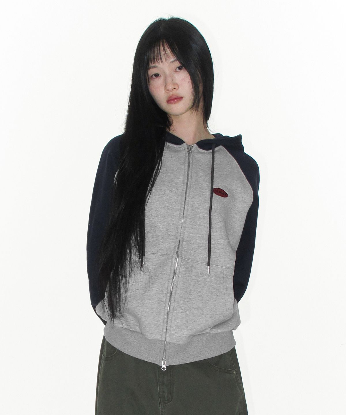 아메스 월드와이드(AMES-WORLDWIDE) CIRCLE LOGO RAGLAN HOODIE ZIP-UP NAVY
