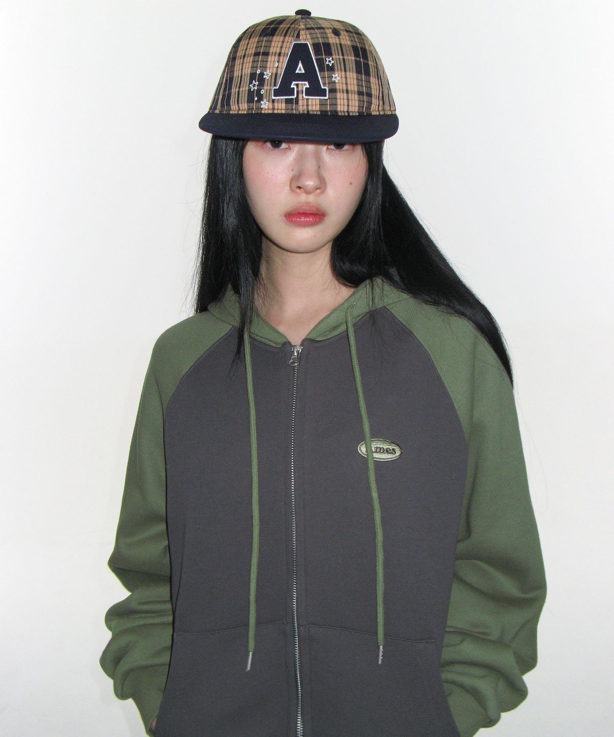 아메스 월드와이드(AMES-WORLDWIDE) CIRCLE LOGO RAGLAN HOODIE ZIP-UP KHAKI