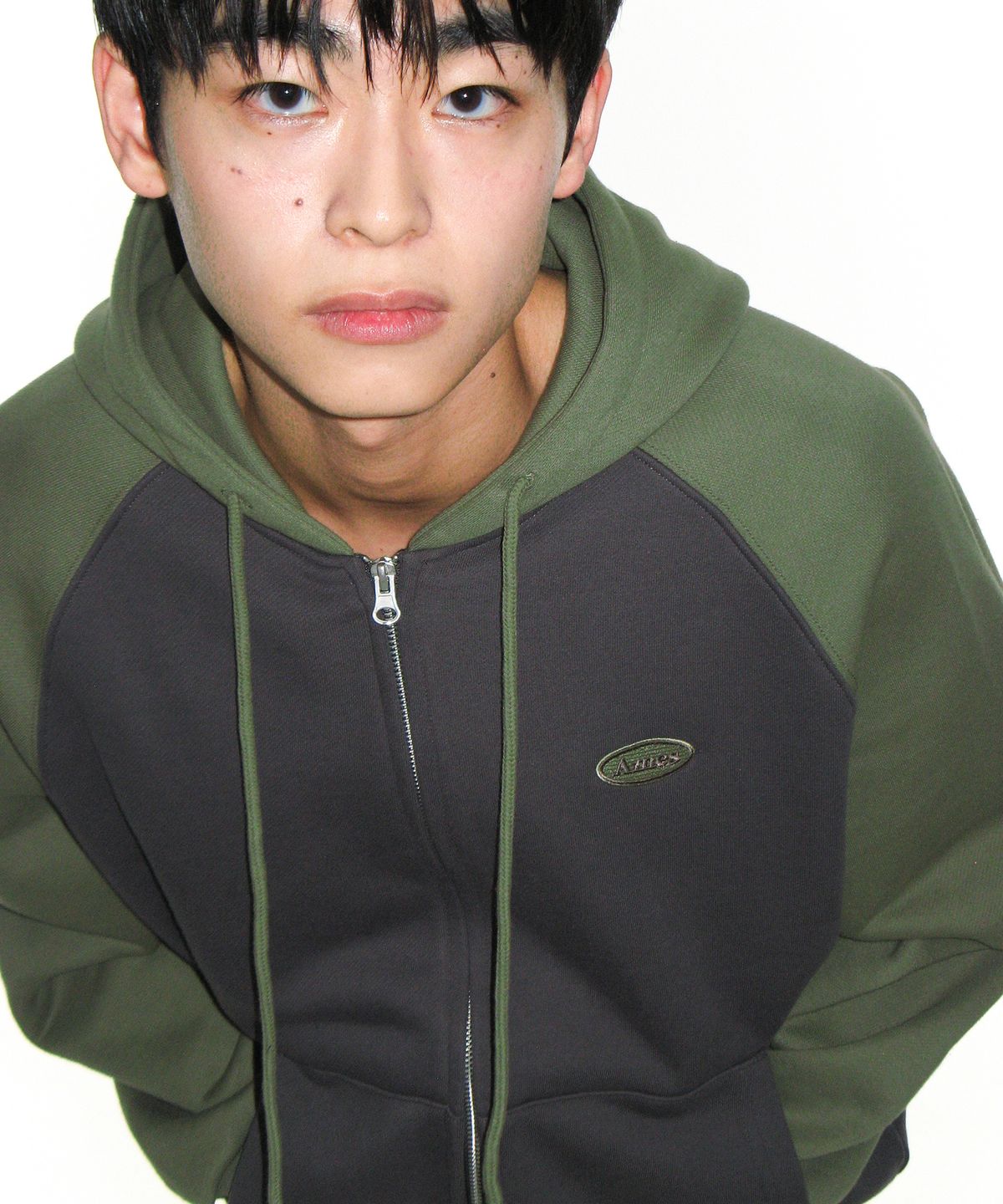 아메스 월드와이드(AMES-WORLDWIDE) CIRCLE LOGO RAGLAN HOODIE ZIP-UP KHAKI