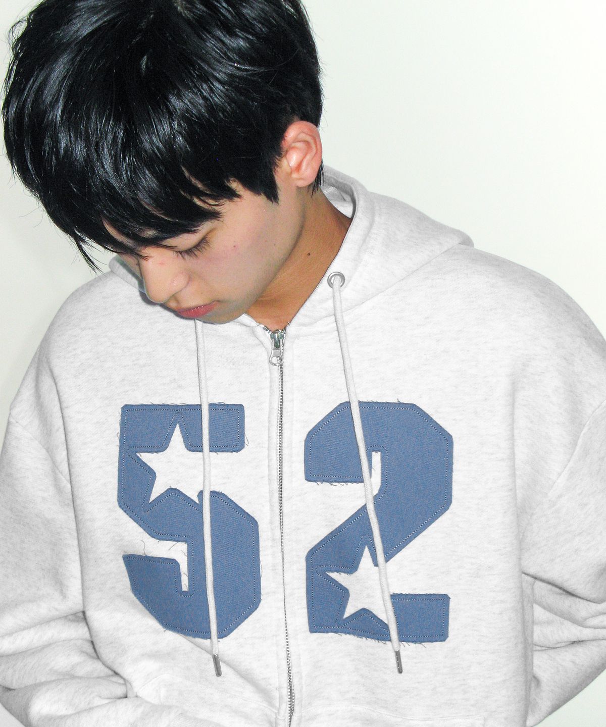 아메스 월드와이드(AMES-WORLDWIDE) 52 APPLIQUE HOODIE ZIP UP LIGHT GREY