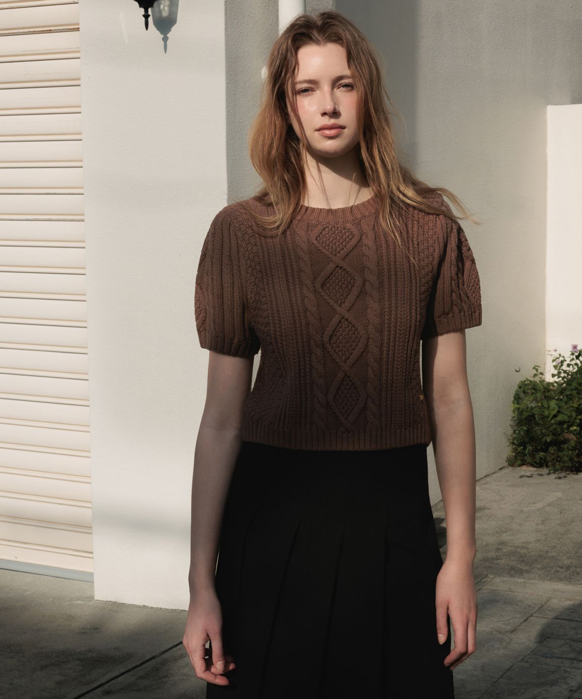 드헤베(DEHEVE) Half Sleeve Cable Knit [Brown]