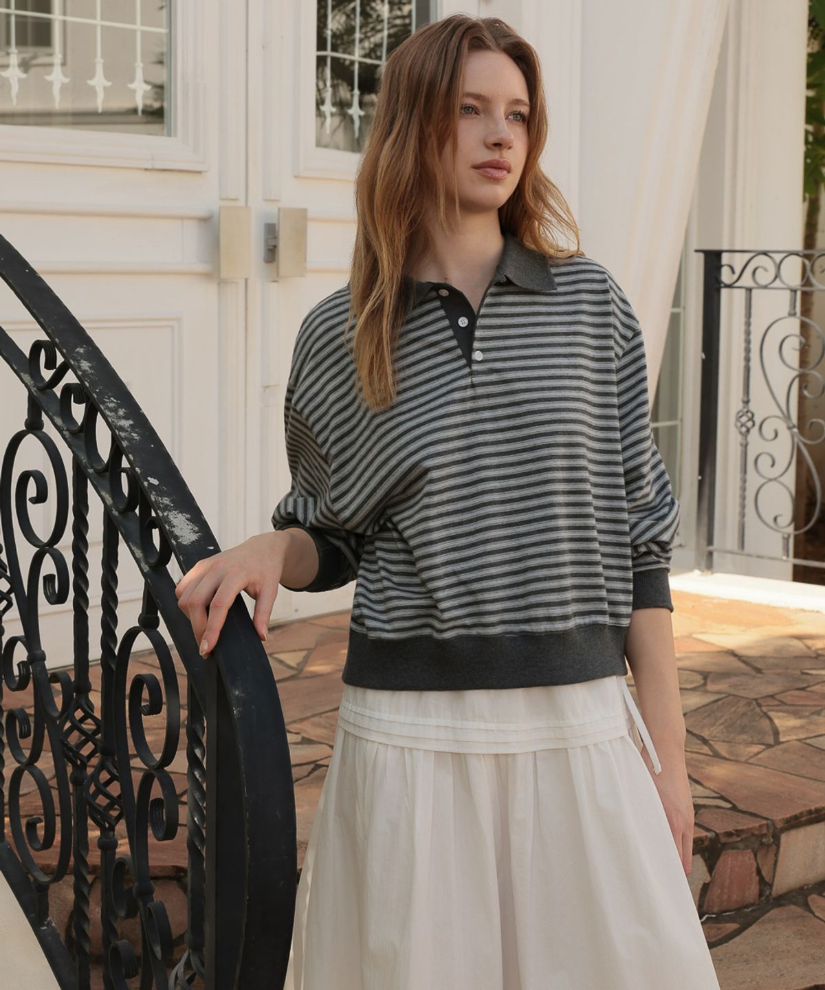드헤베(DEHEVE) Collar Stripe Sweatshirt [Gray]