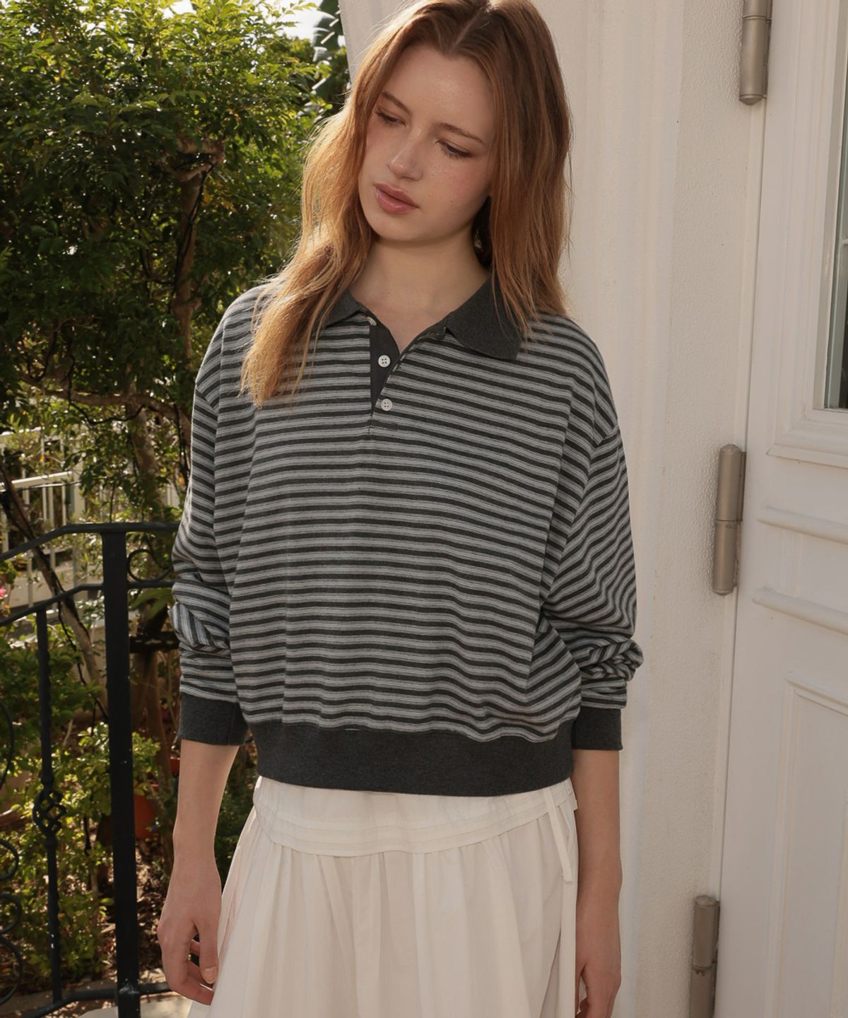 드헤베(DEHEVE) Collar Stripe Sweatshirt [Gray]