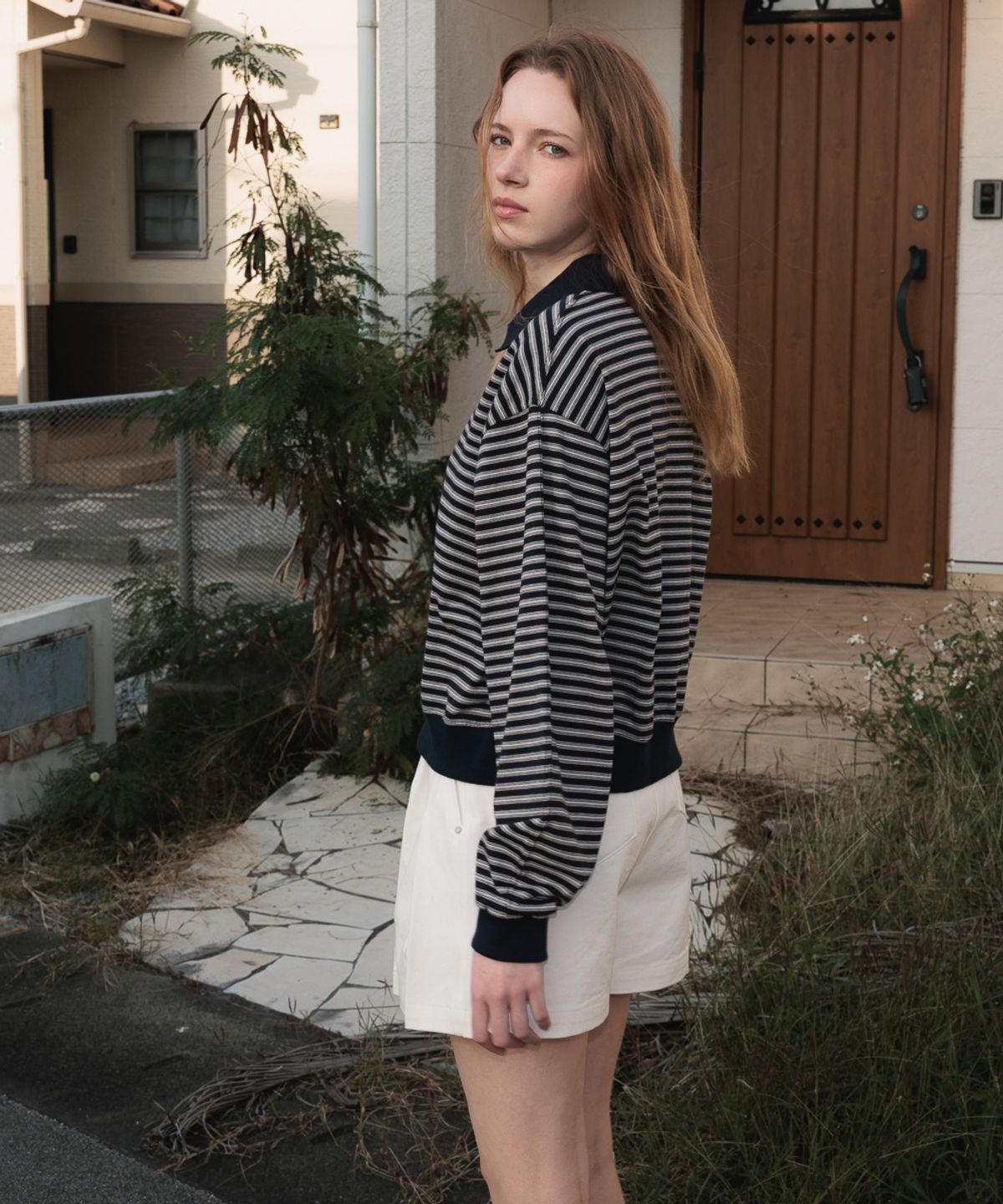 드헤베(DEHEVE) Collar Stripe Sweatshirt [Navy]