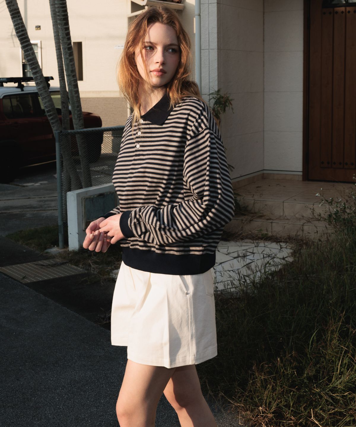 드헤베(DEHEVE) Collar Stripe Sweatshirt [Navy]
