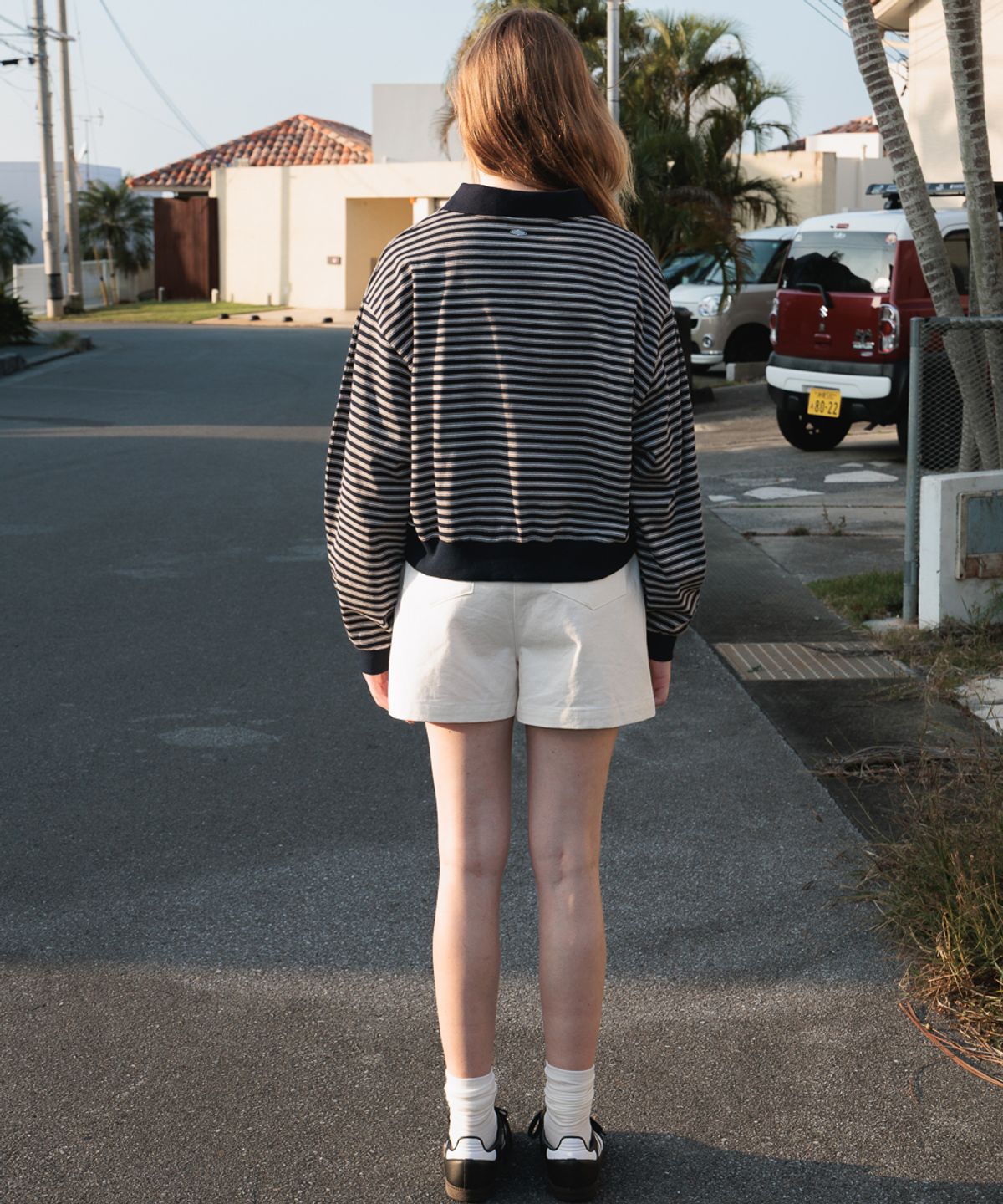 드헤베(DEHEVE) Collar Stripe Sweatshirt [Navy]