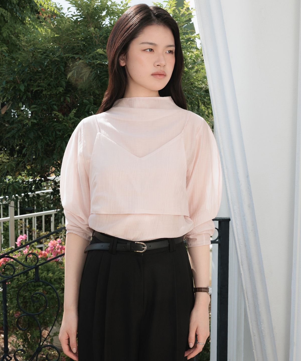 드헤베(DEHEVE) High-Neck Bustier Blouse [Pink]
