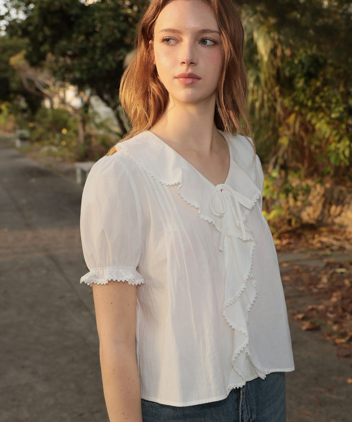 드헤베(DEHEVE) Puff Sleeve Ruffle Blouse [Ivory]