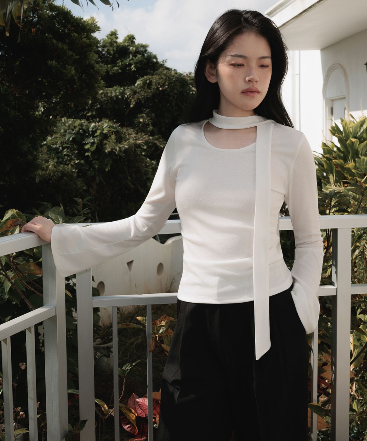 드헤베(DEHEVE) Tie Flare Long Sleeve [Ivory]