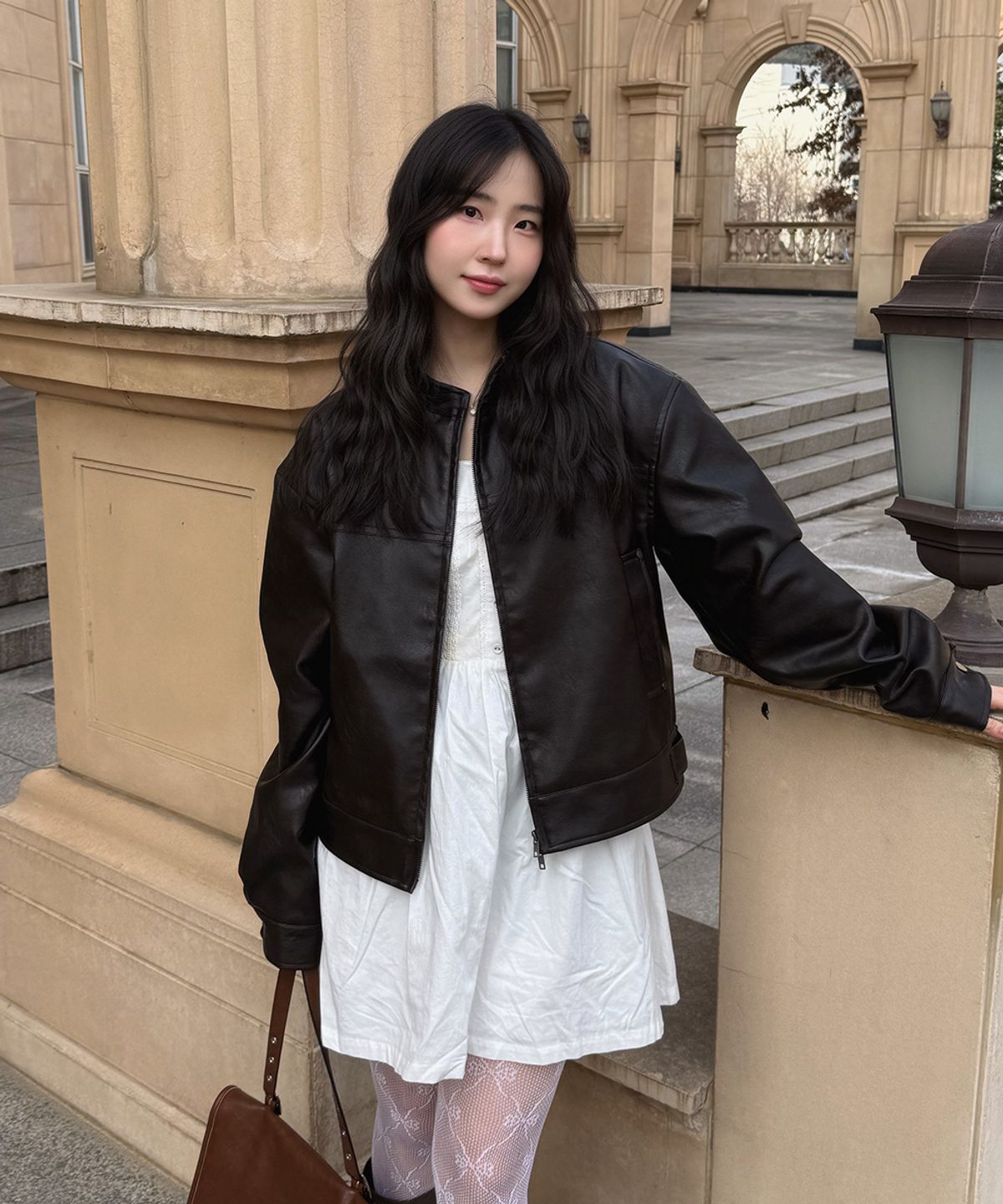 굿라이프웍스(GLW) 논카라 크롭 라이더 자켓 브라운