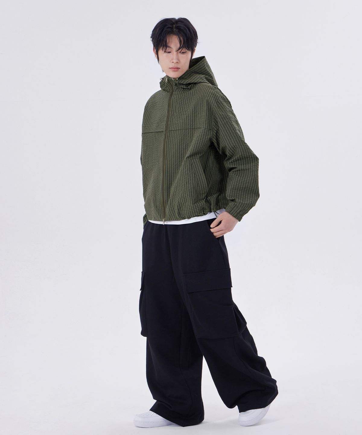 굿라이프웍스(GLW) 데일리 체크 윈드브레이커 카키