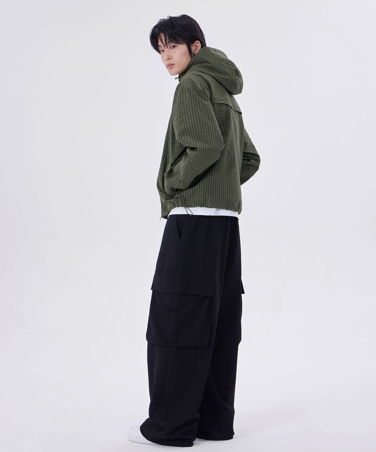 굿라이프웍스(GLW) 데일리 체크 윈드브레이커 카키