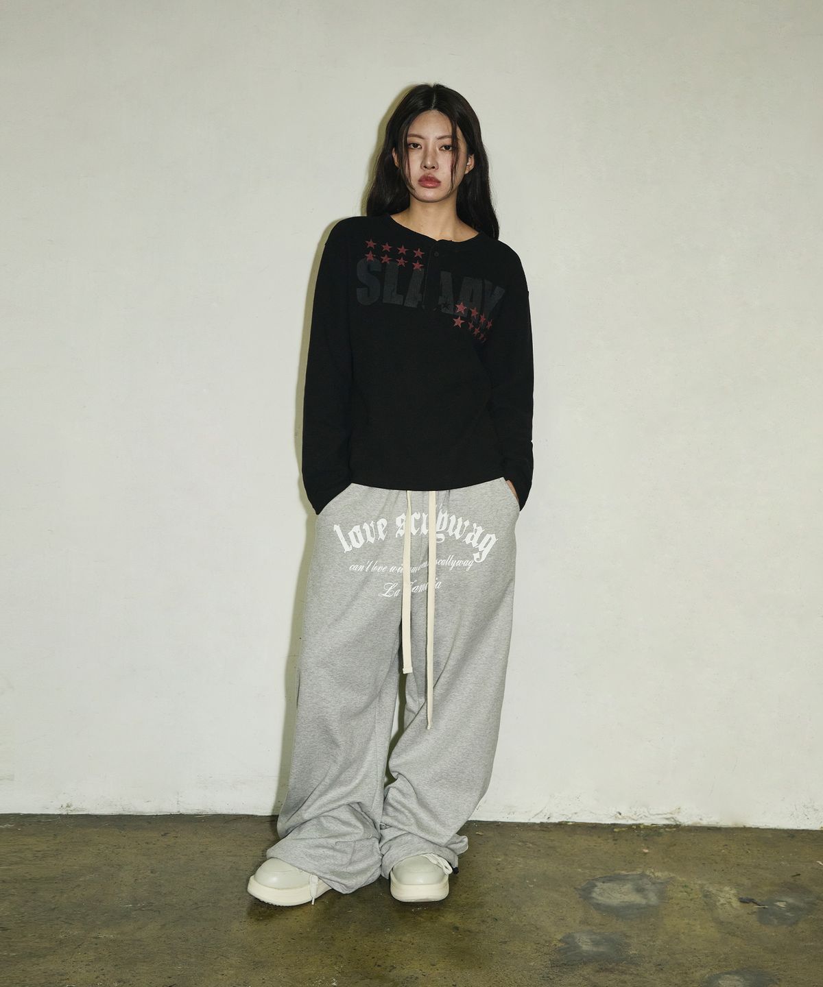 스켈리웩(SCALLYWAG) SLAAY 와플 헨리넥 롱 슬리브[블랙]