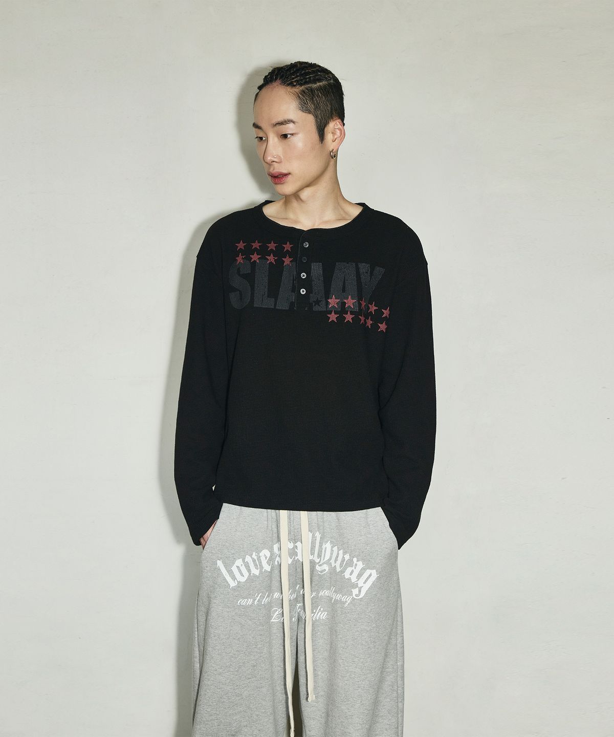 스켈리웩(SCALLYWAG) SLAAY 와플 헨리넥 롱 슬리브[블랙]
