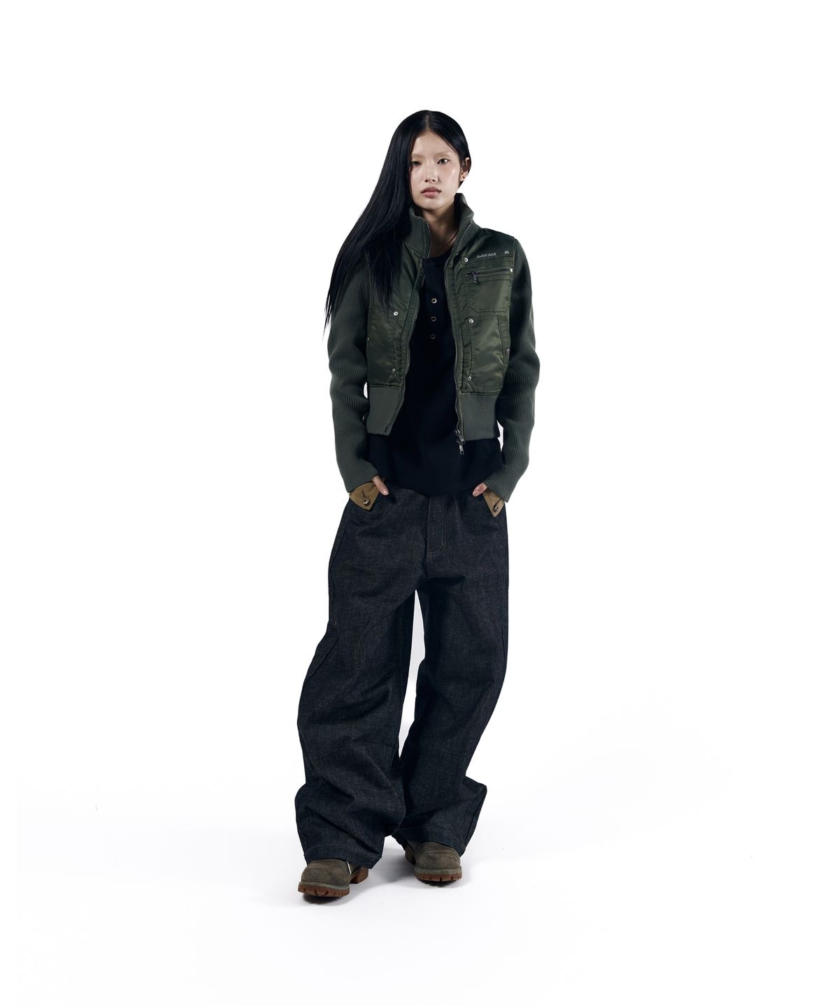 아캄(AAKAM) Bonnie Pocket Denim Pants (Black)