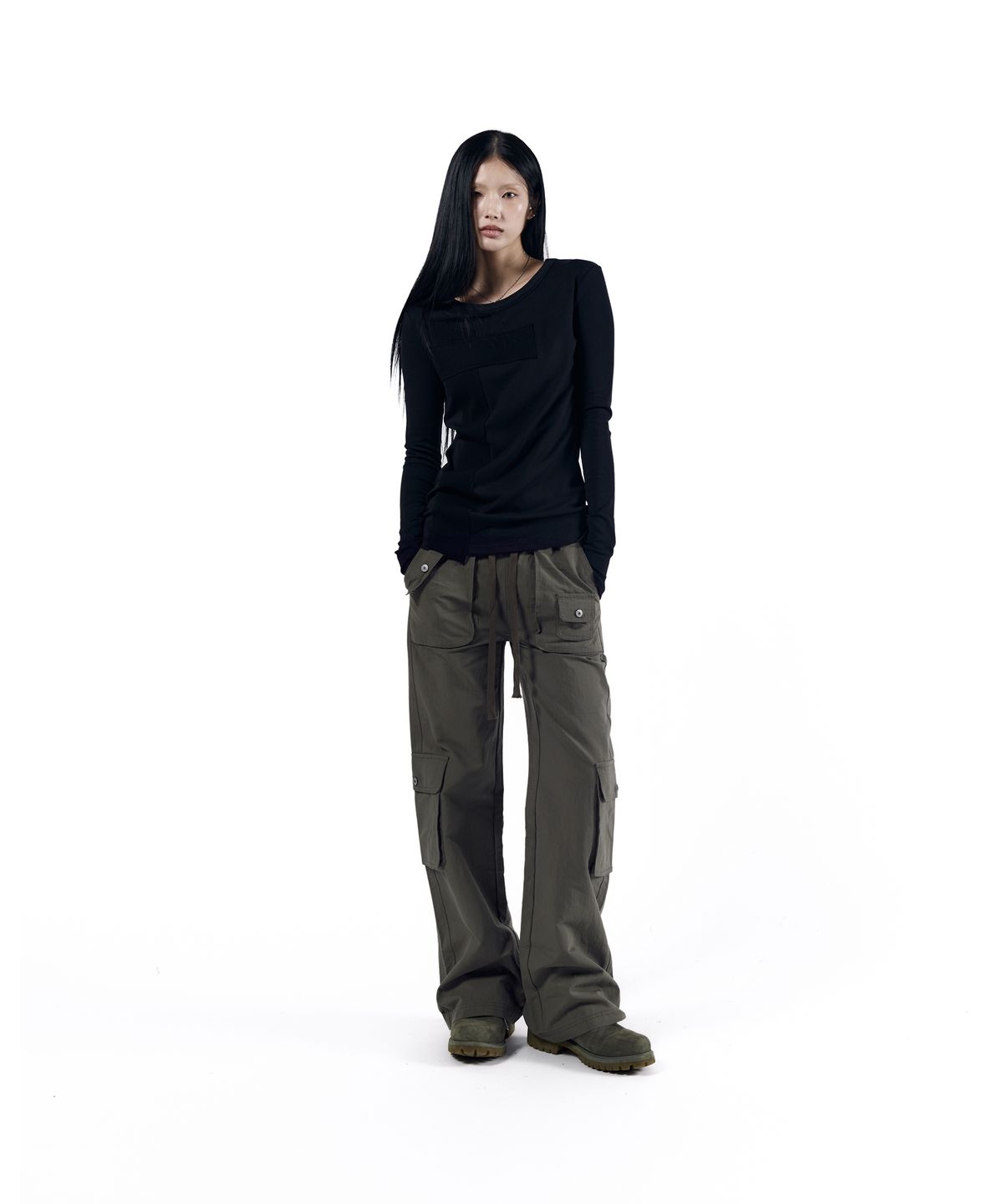 아캄(AAKAM) Flare Cargo Pocket Pants (Khaki)