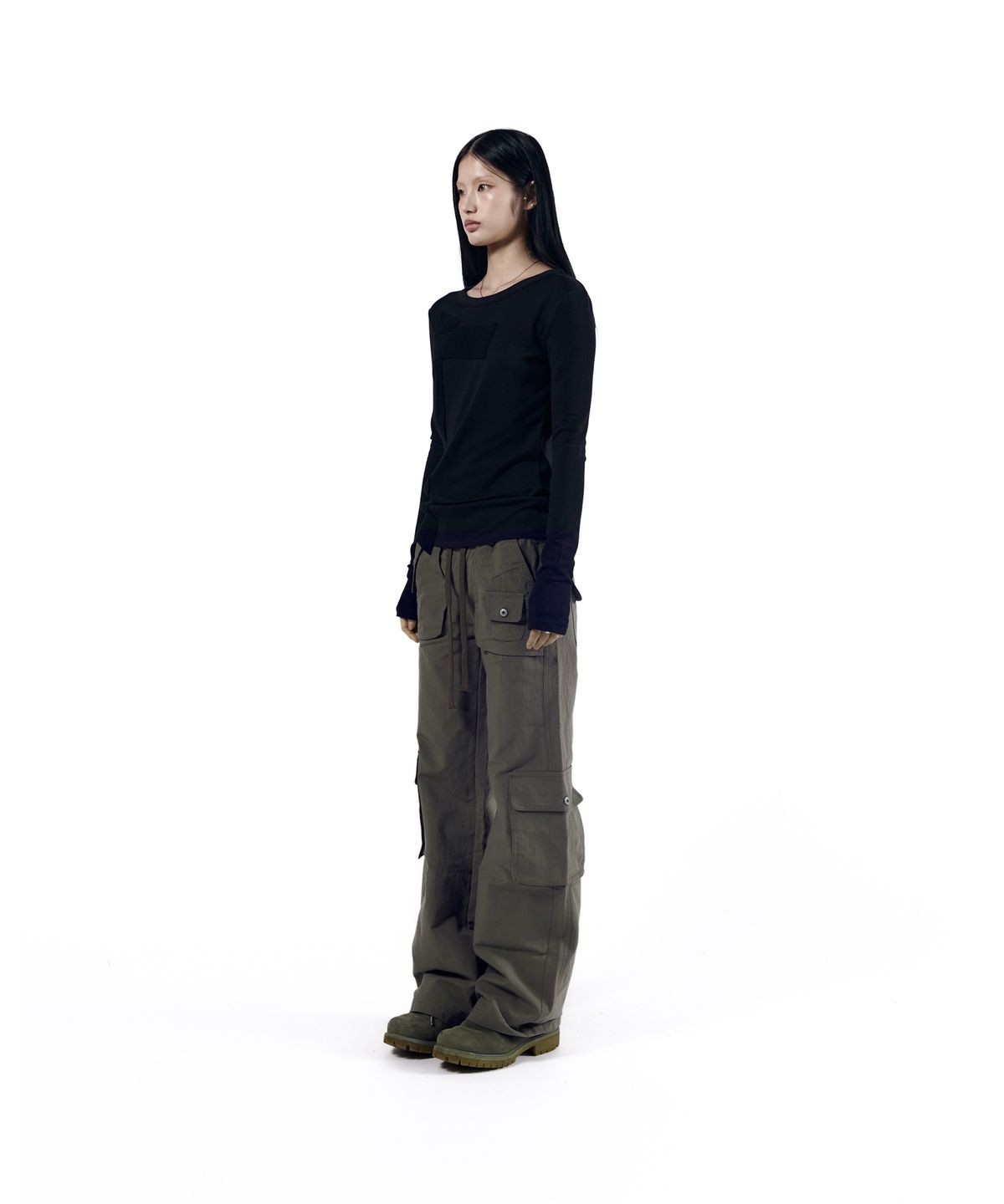 아캄(AAKAM) Flare Cargo Pocket Pants (Khaki)