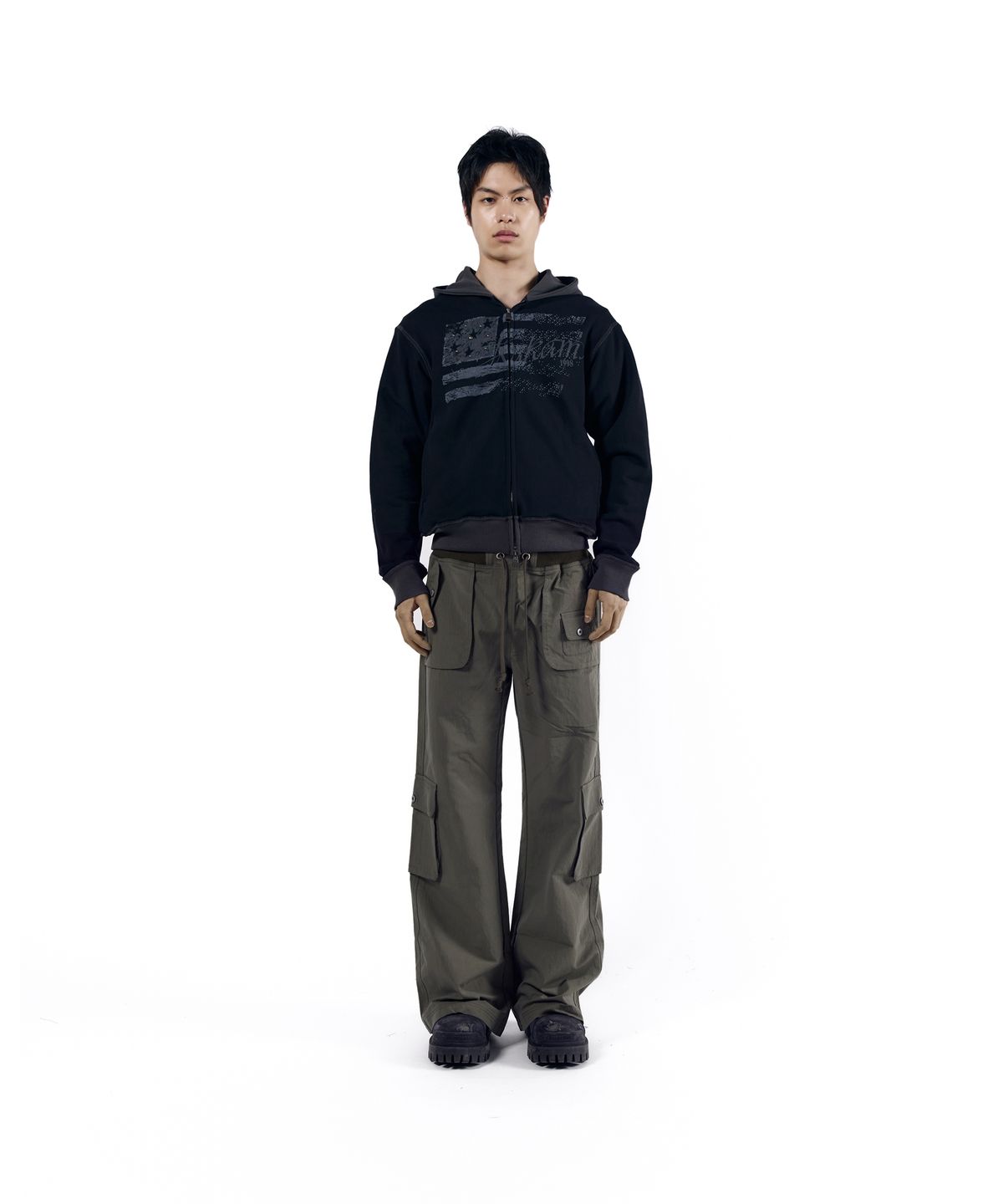 아캄(AAKAM) Flare Cargo Pocket Pants (Khaki)