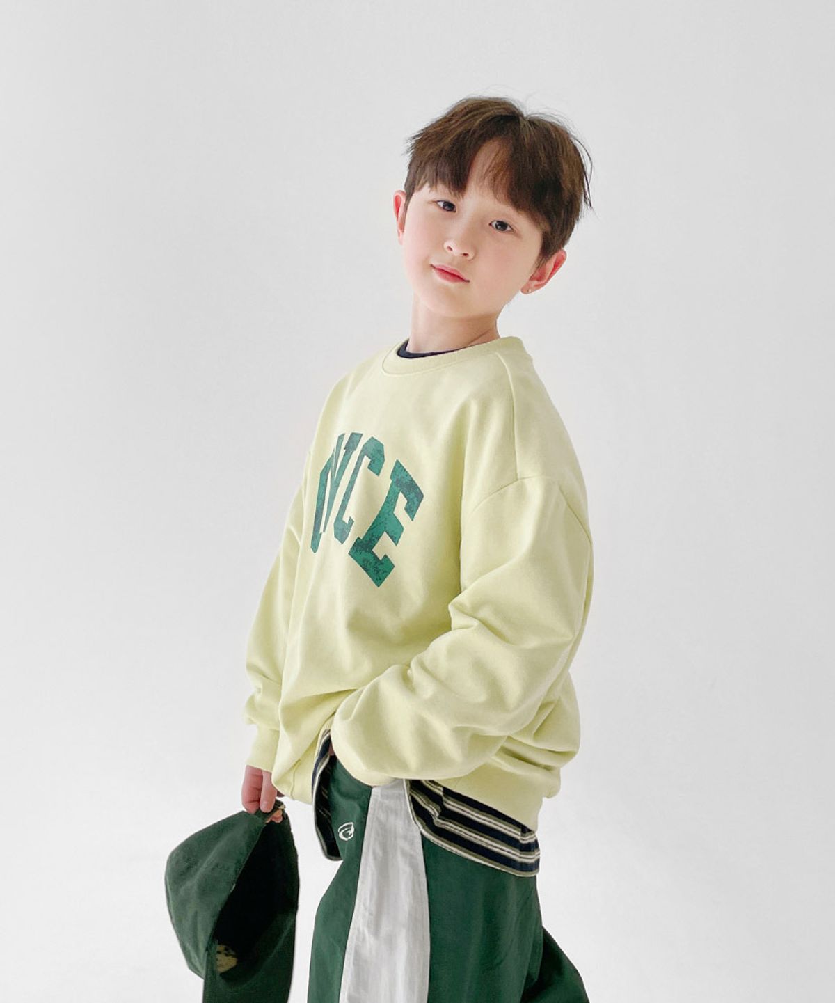 베리클로젯(BERRYCLOSET) 원스 바이브 맨투맨