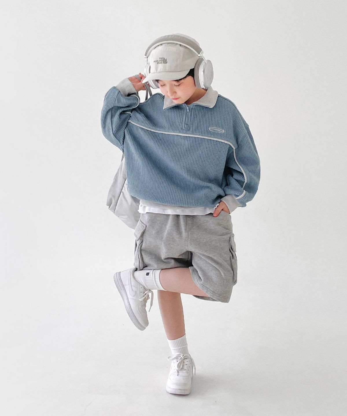 베리클로젯(BERRYCLOSET) 크로플 반짚업 맨투맨