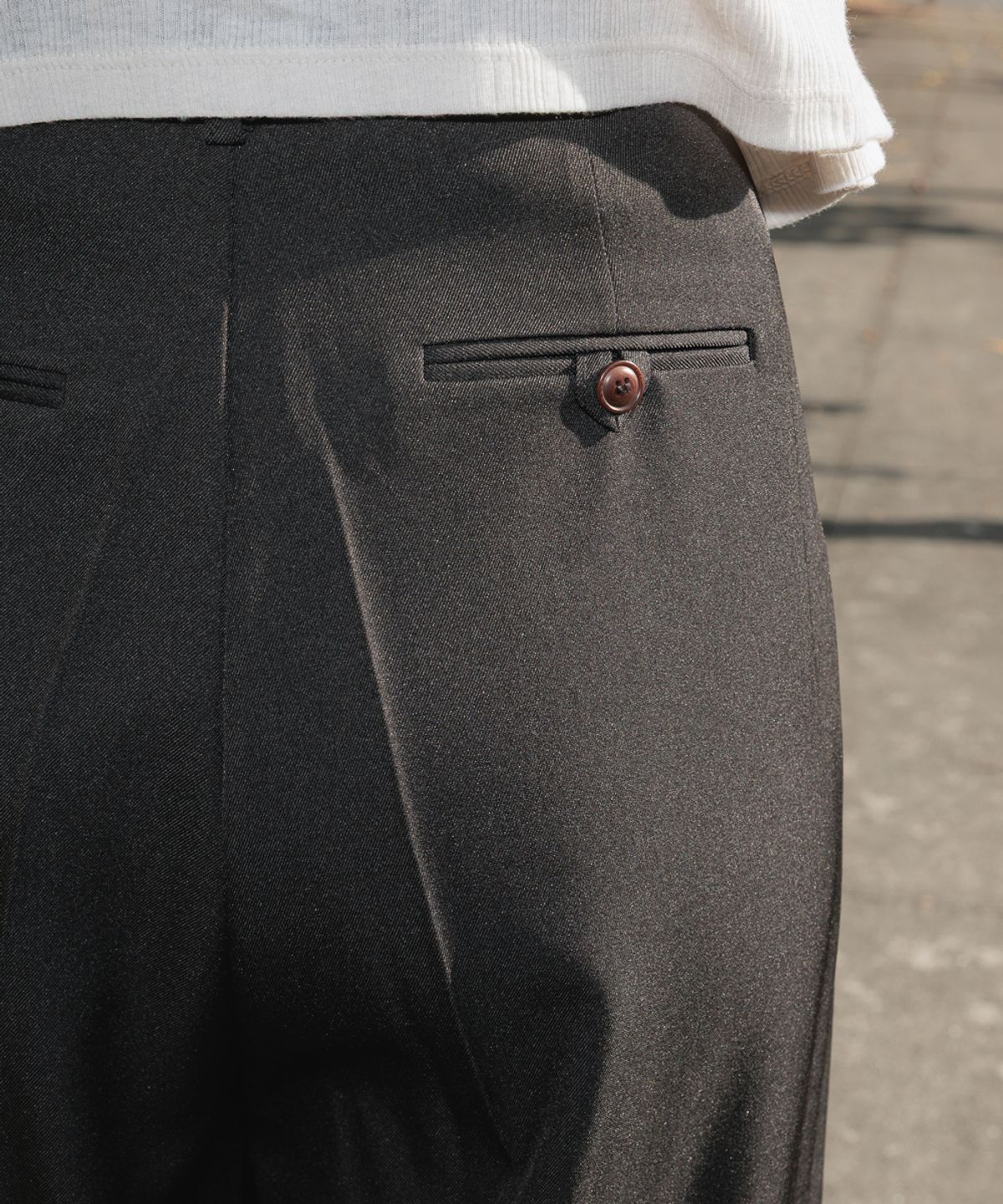 드헤베(DEHEVE) Classic Pintuck Wide Slacks [Black]