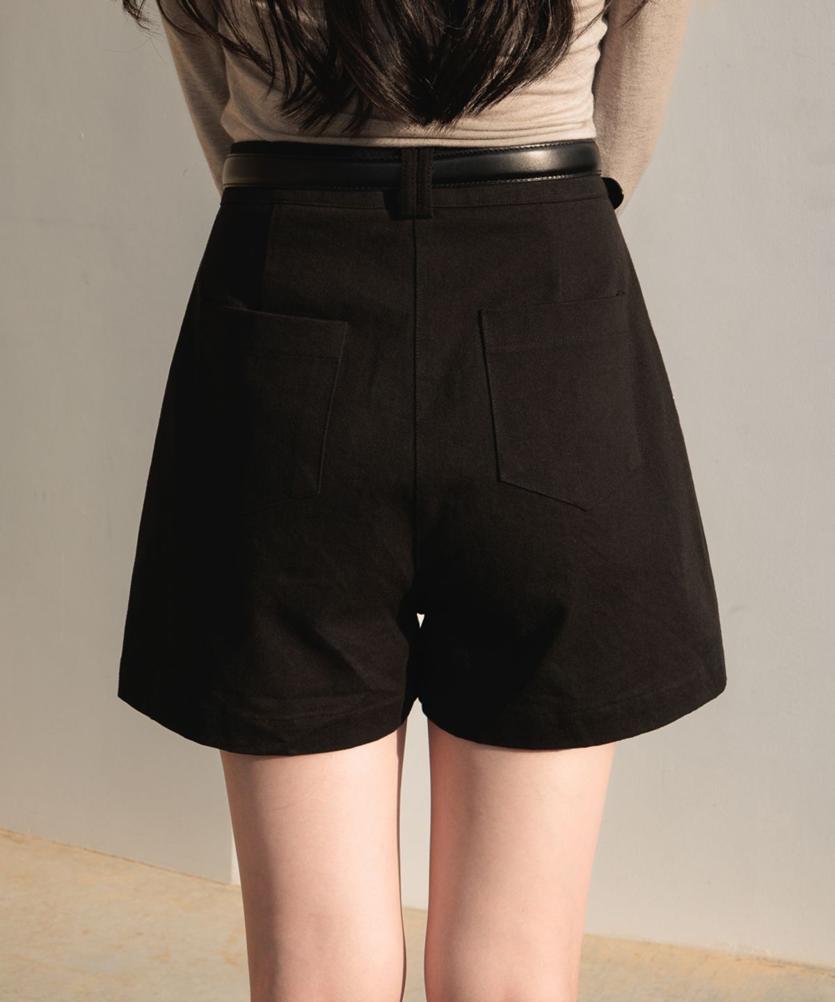 드헤베(DEHEVE) Double Pintuck Half Pants [Black]
