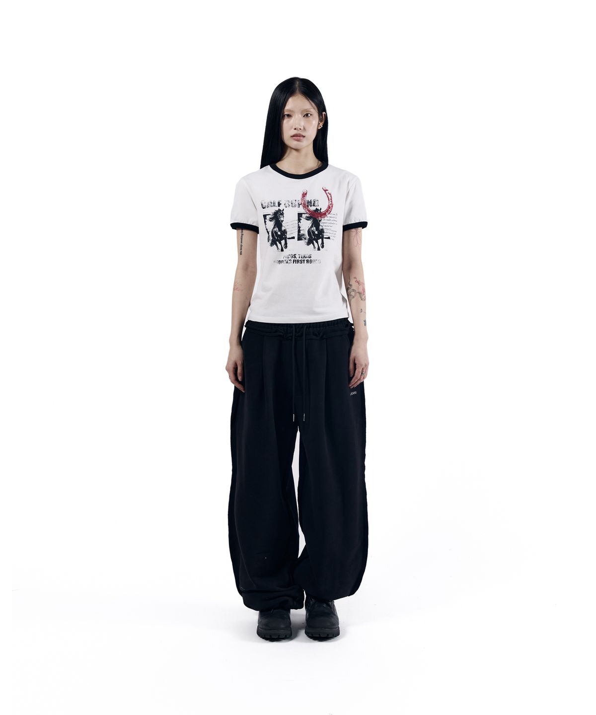 아캄(AAKAM) Side Damaged Sweatpants (Black)